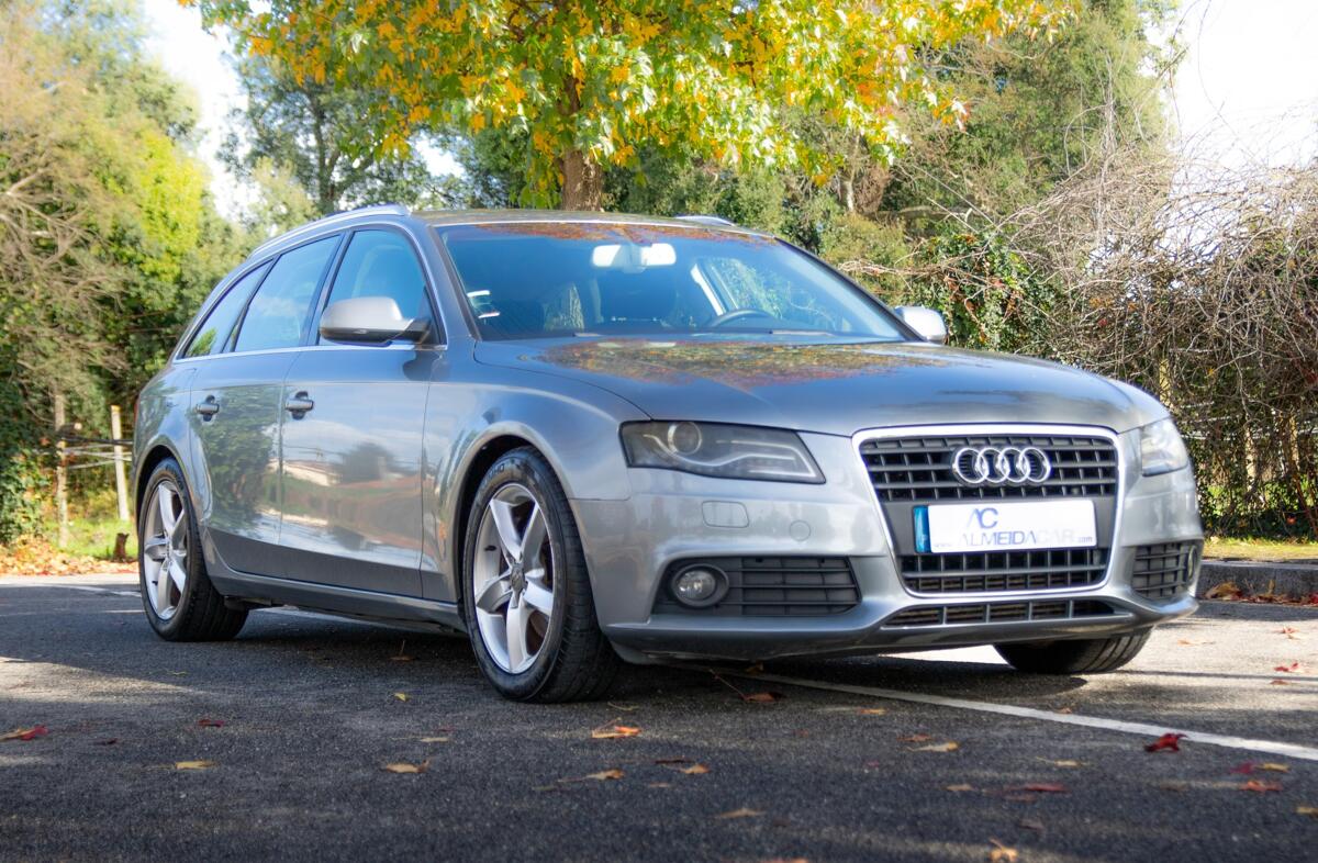 AUDI A4 A. 3.0 TDi V6 quattro S-line Tiptronic
