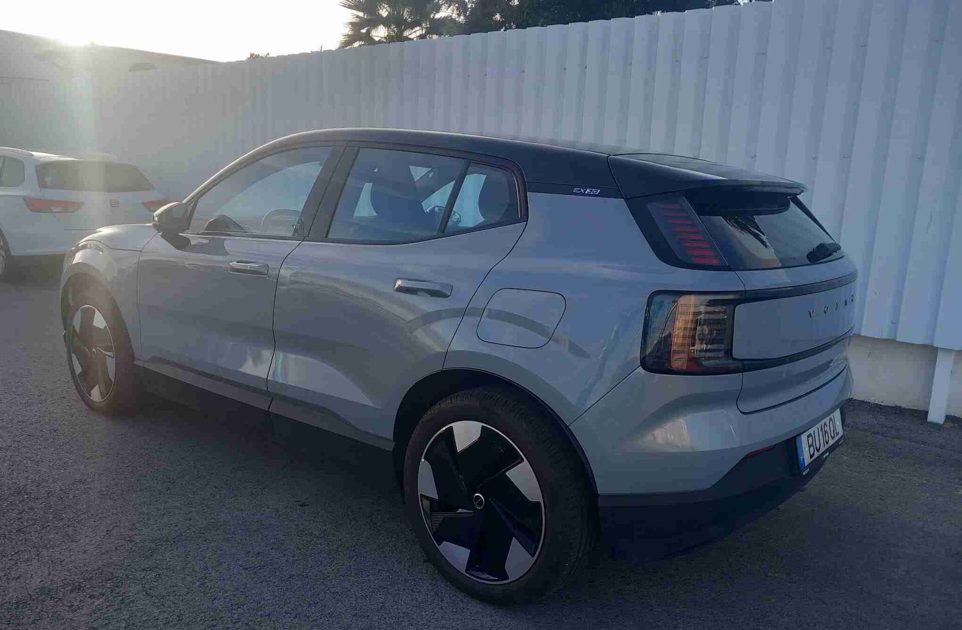 VOLVO EX30 69 kWh Single Motor Extended Range Plus