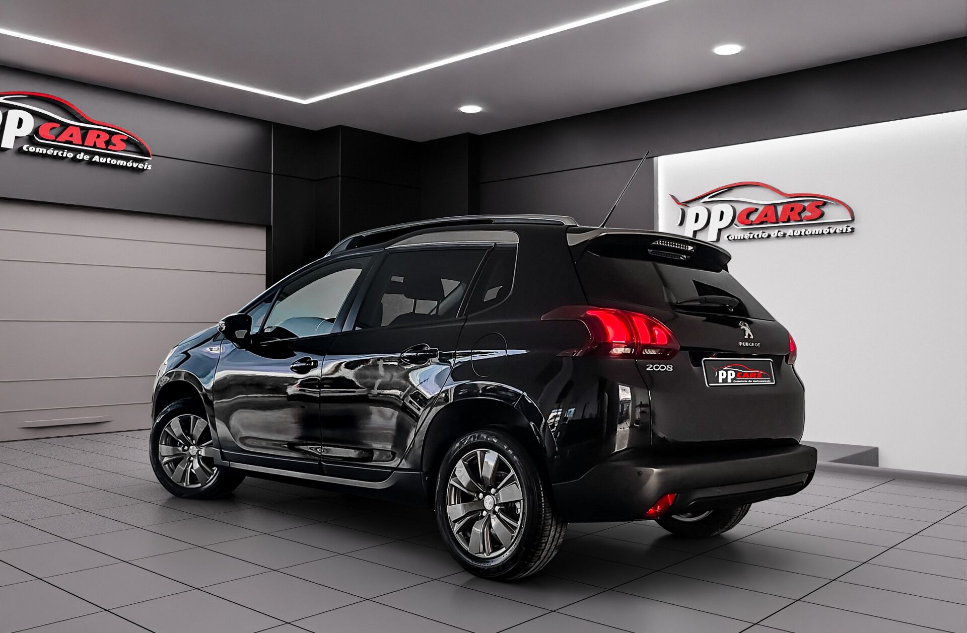 PEUGEOT 2008 1.6 BlueHDi Style