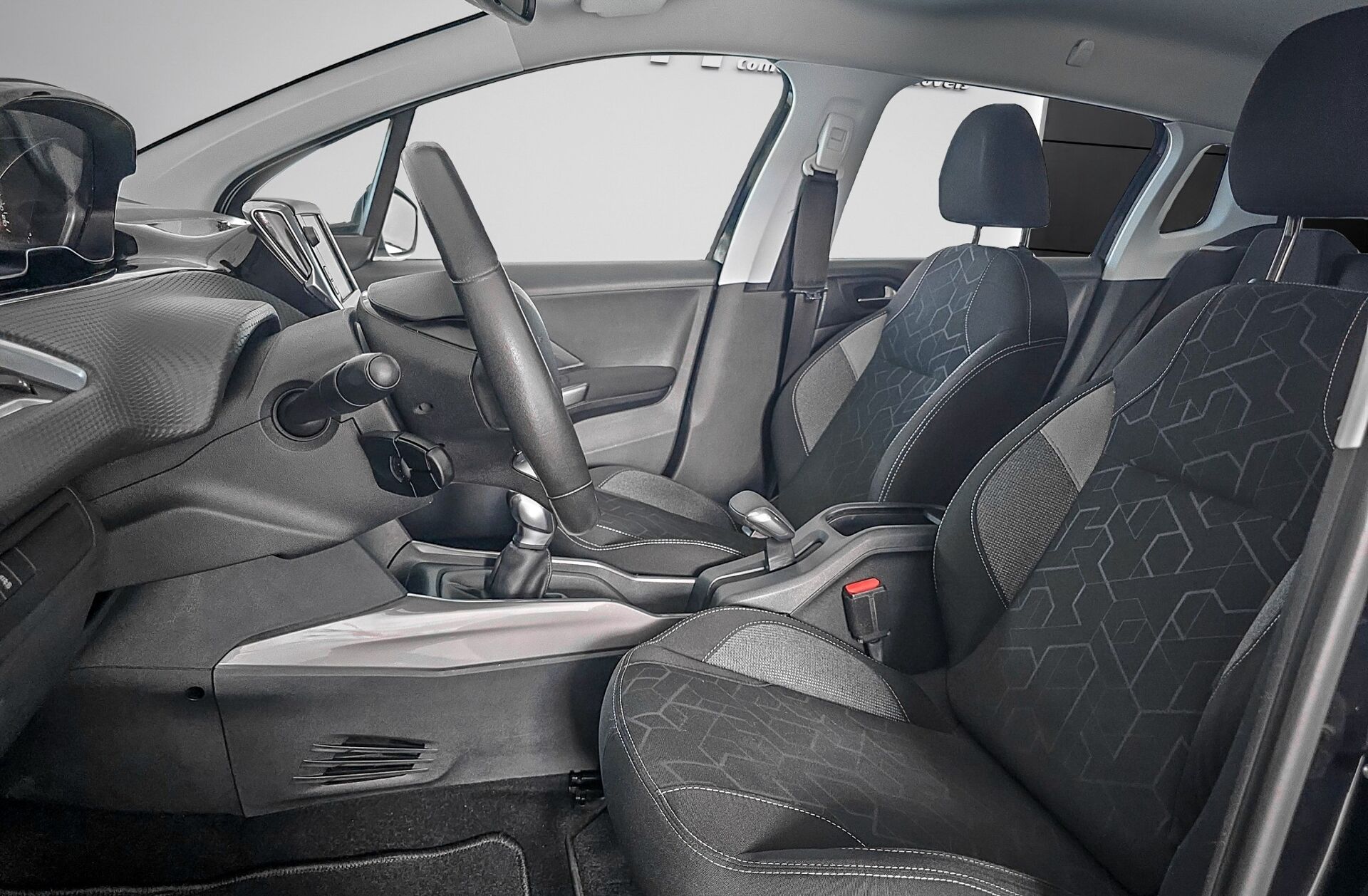 PEUGEOT 2008 1.6 BlueHDi Style