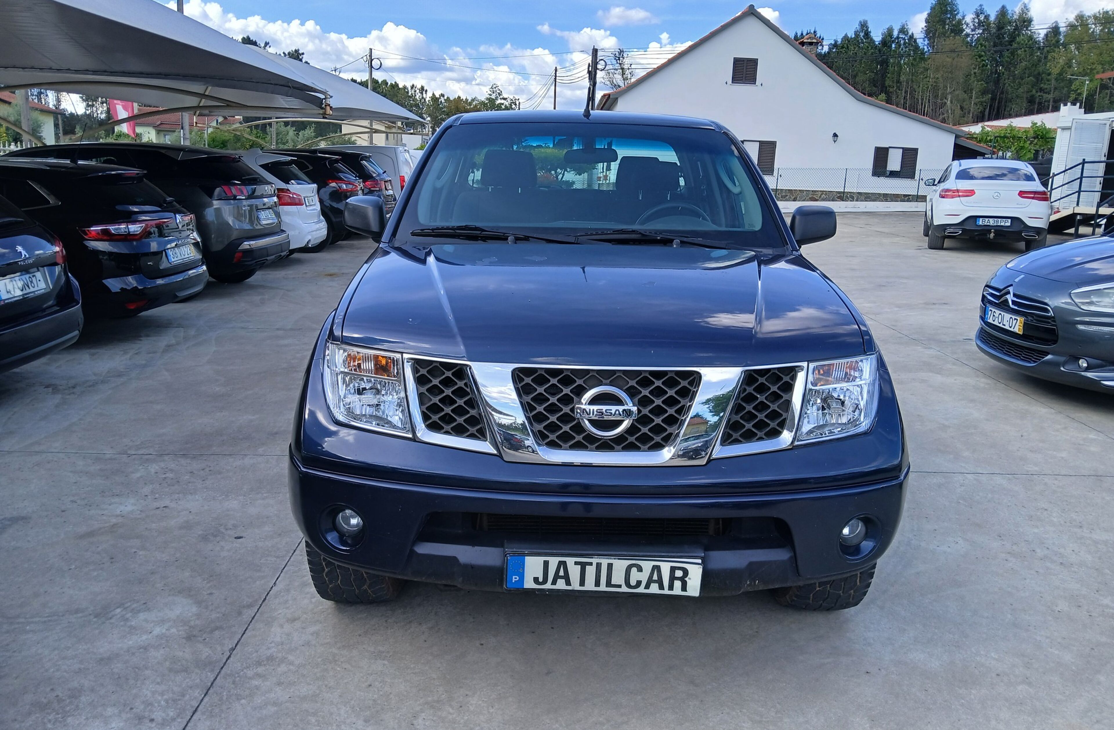 NISSAN Navara 2.5 dCi CD LE