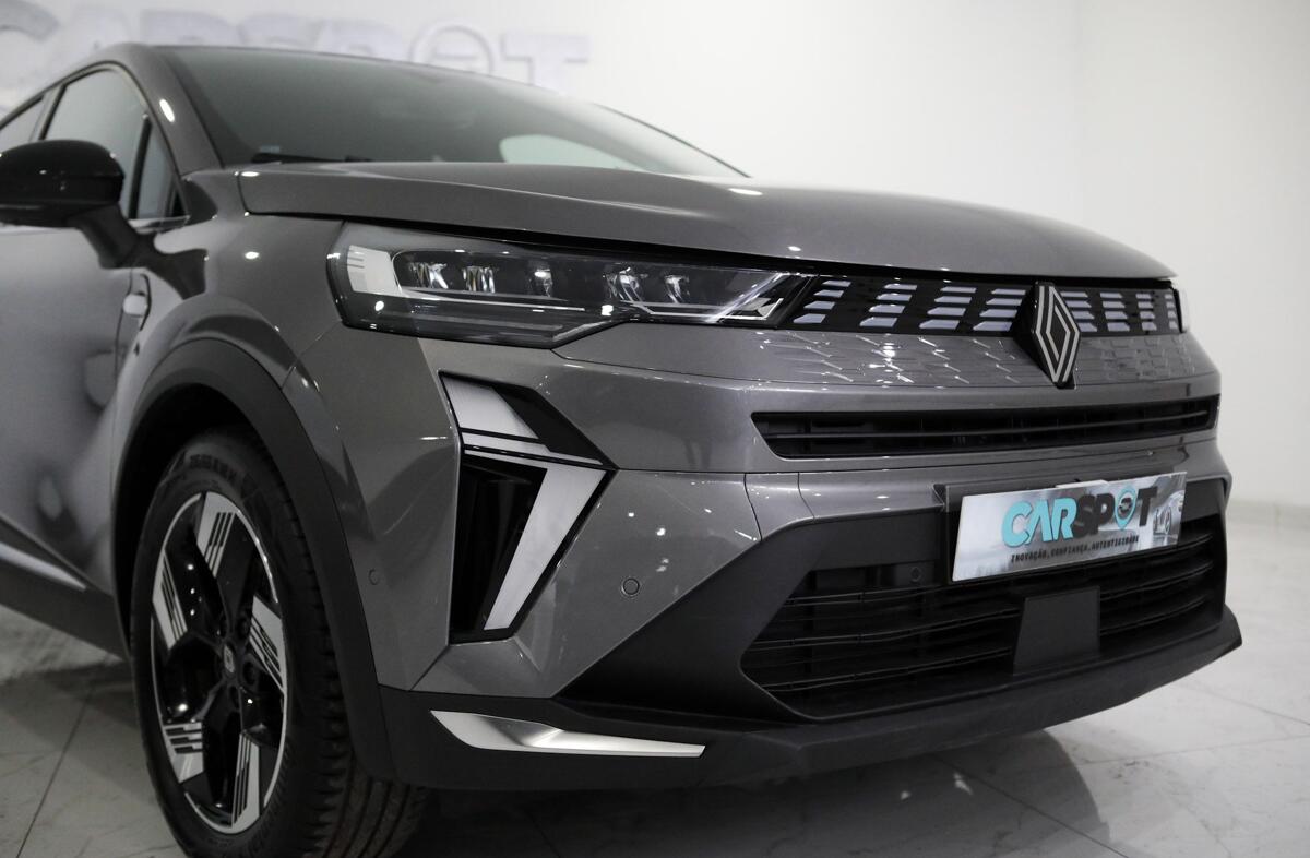 RENAULT Symbioz 1.6 E-Tech Full Hybrid Techno