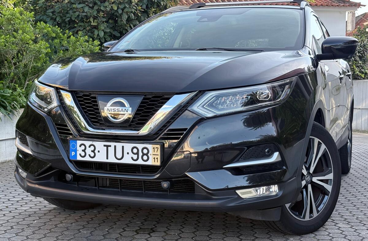 NISSAN Qashqai 1.2 DIG-T N-Connecta 18