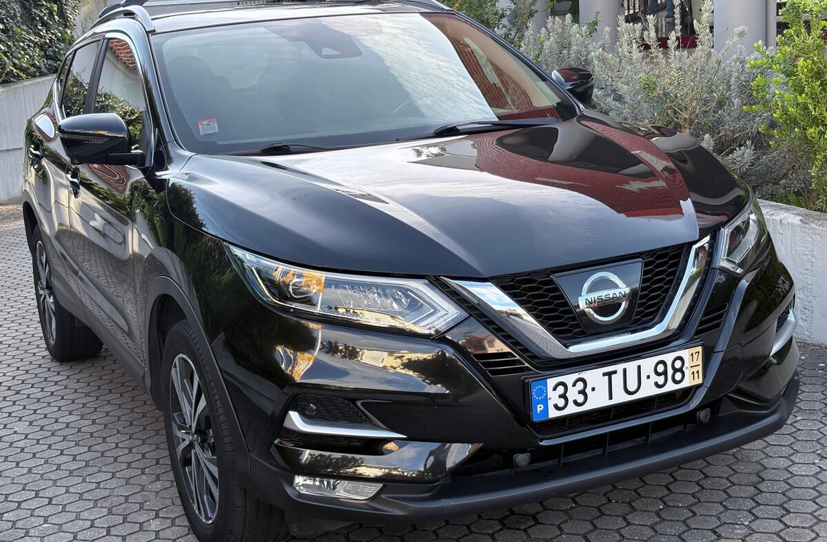 NISSAN Qashqai 1.2 DIG-T N-Connecta 18