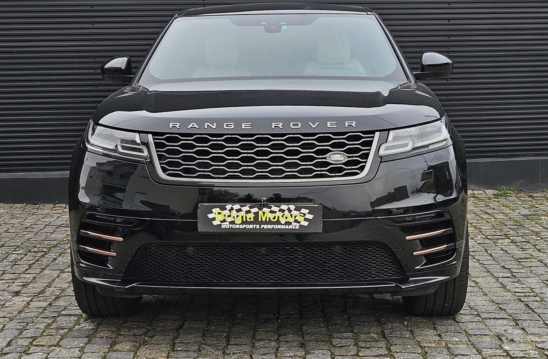 LAND ROVER Range Rover Velar 2.0 D R-Dynamic