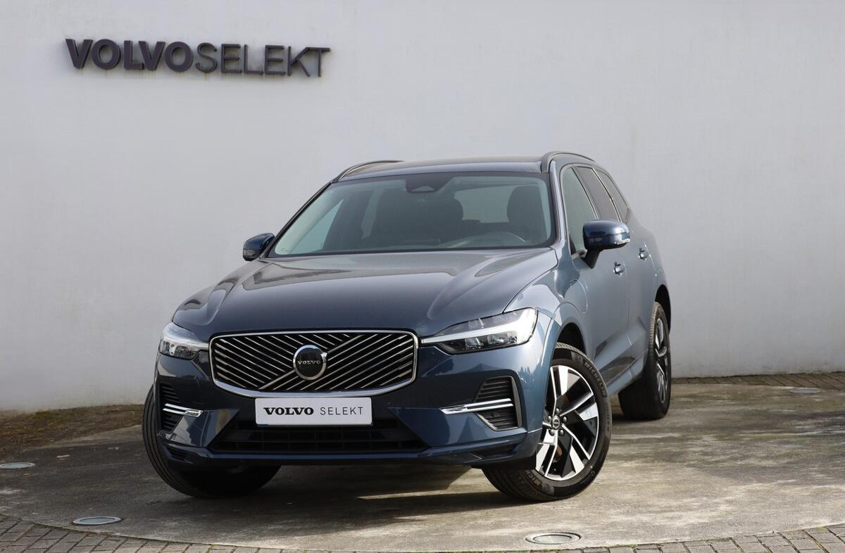 VOLVO XC60 2.0 T6 PHEV Core AWD