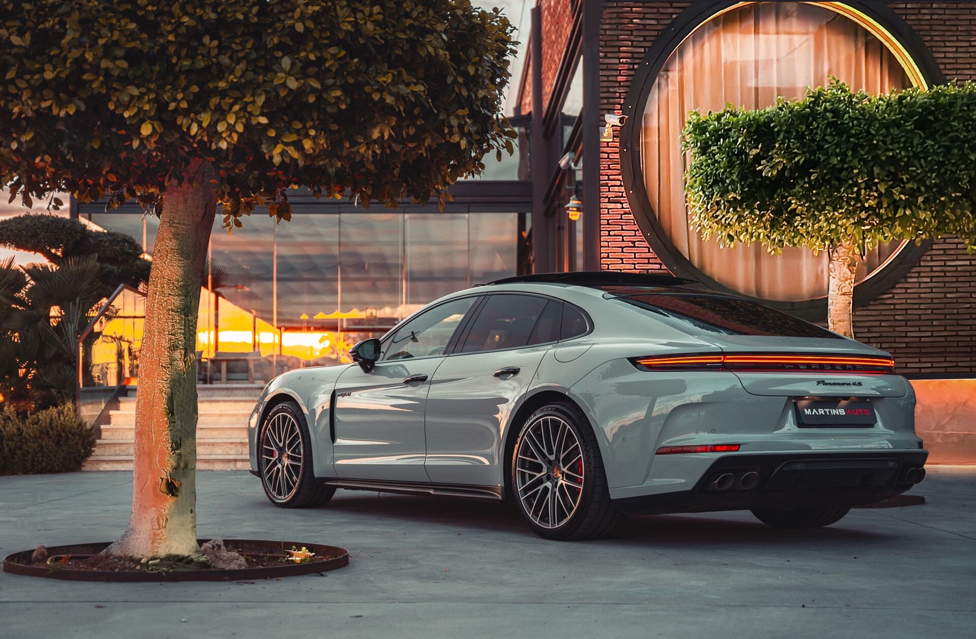 PORSCHE Panamera 4S E-Hybrid