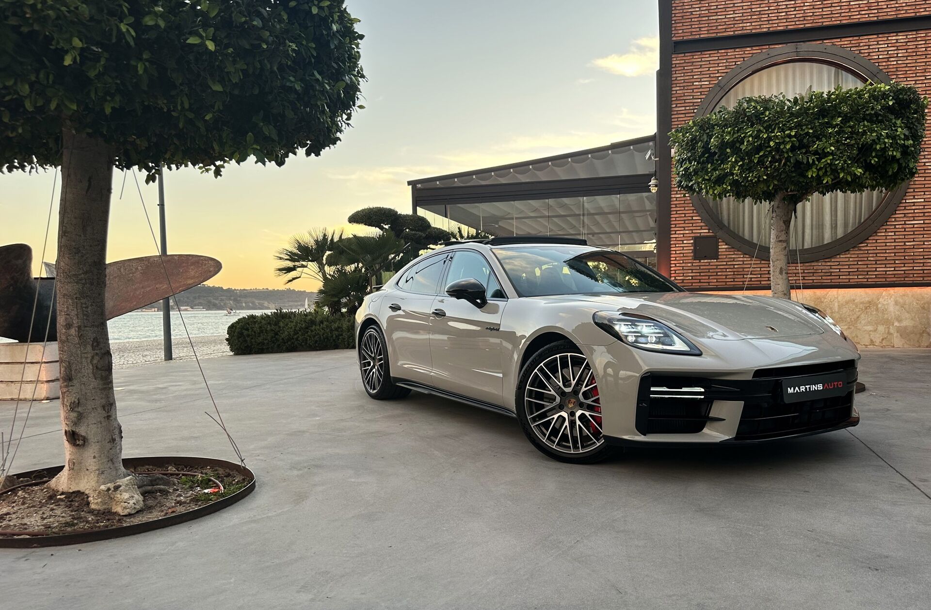 PORSCHE Panamera 4S E-Hybrid