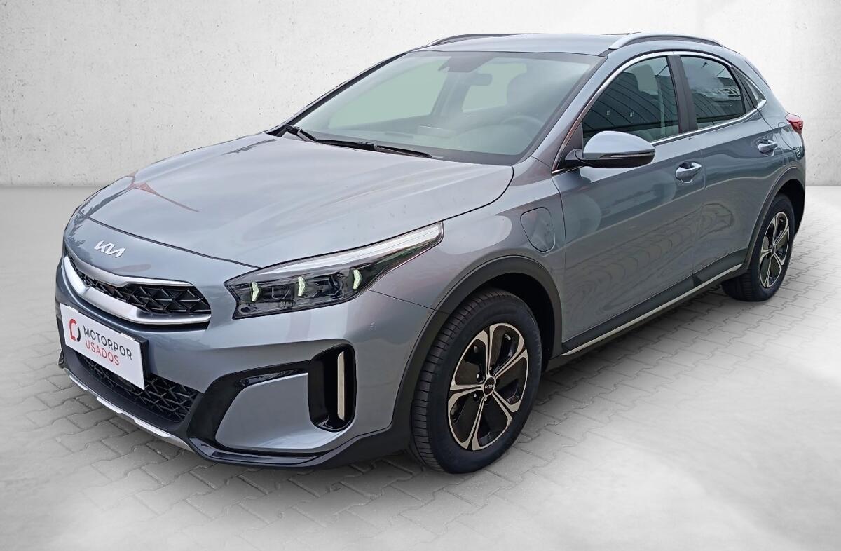 KIA XCeed 1.6 GDi PHEV Drive