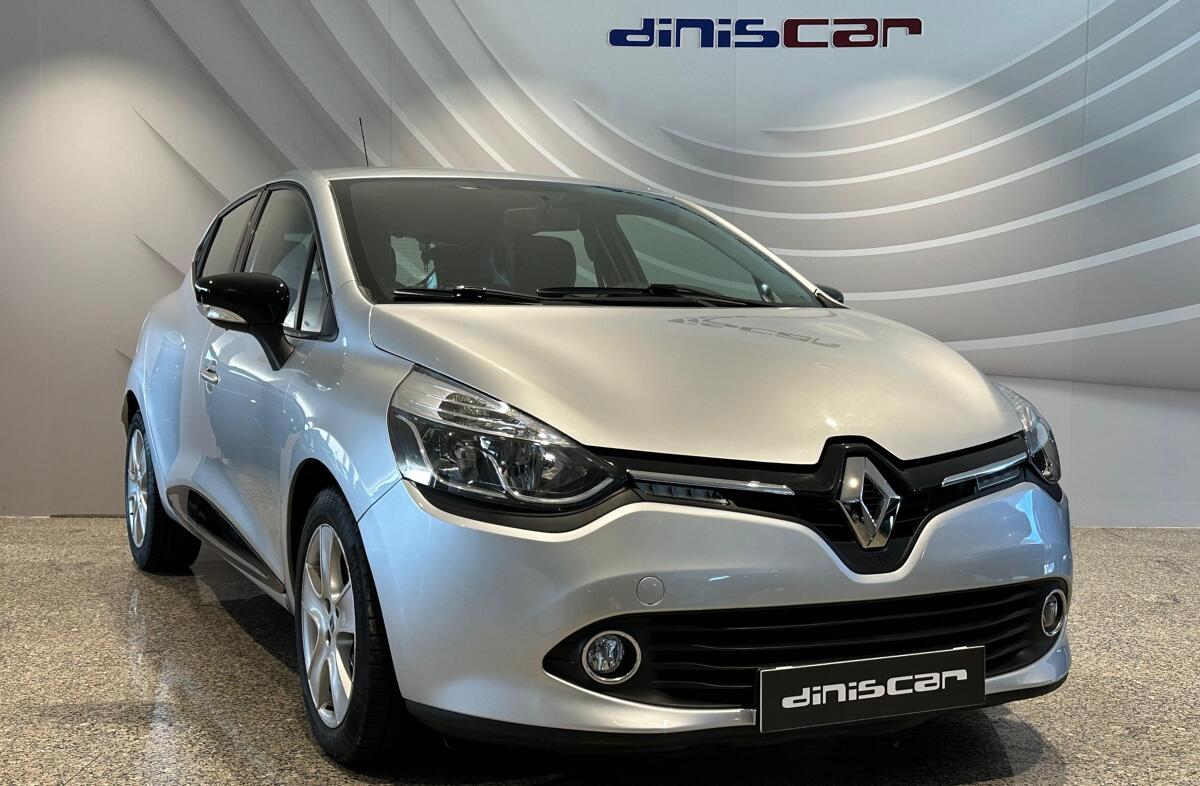 RENAULT Clio 0.9 TCE Dynamique S