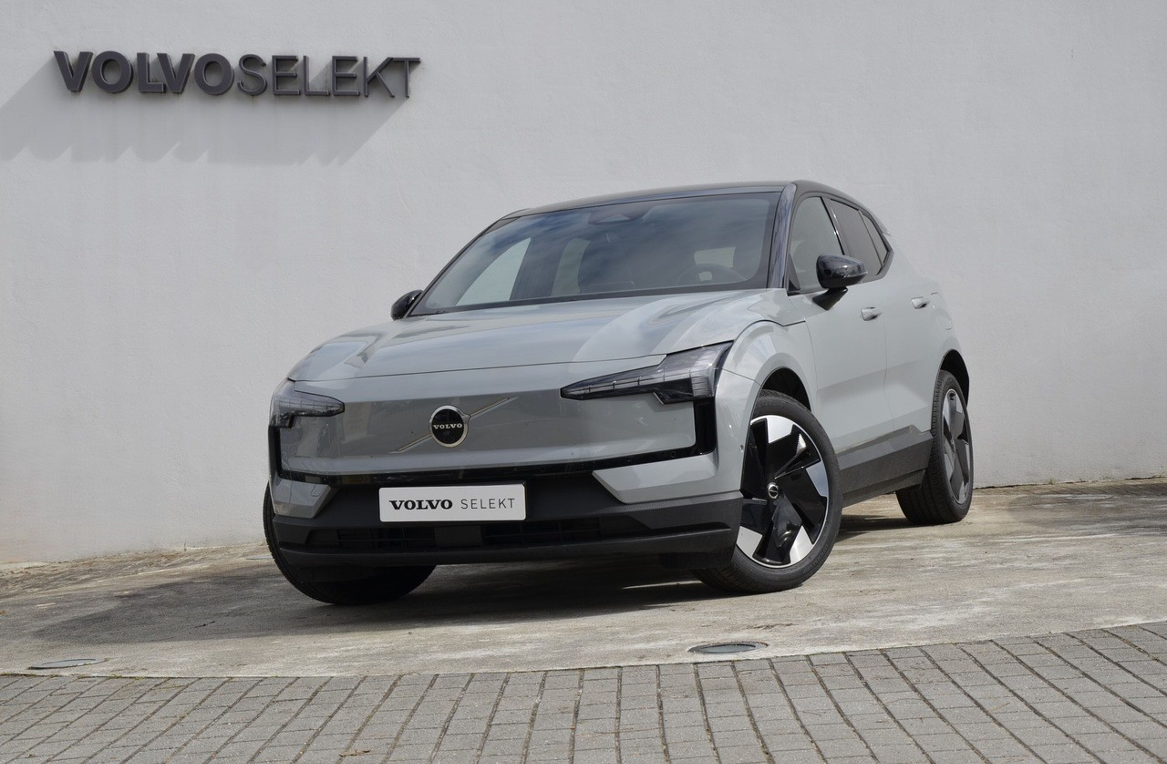 VOLVO EX30 69 kWh Twin Motor Ultra