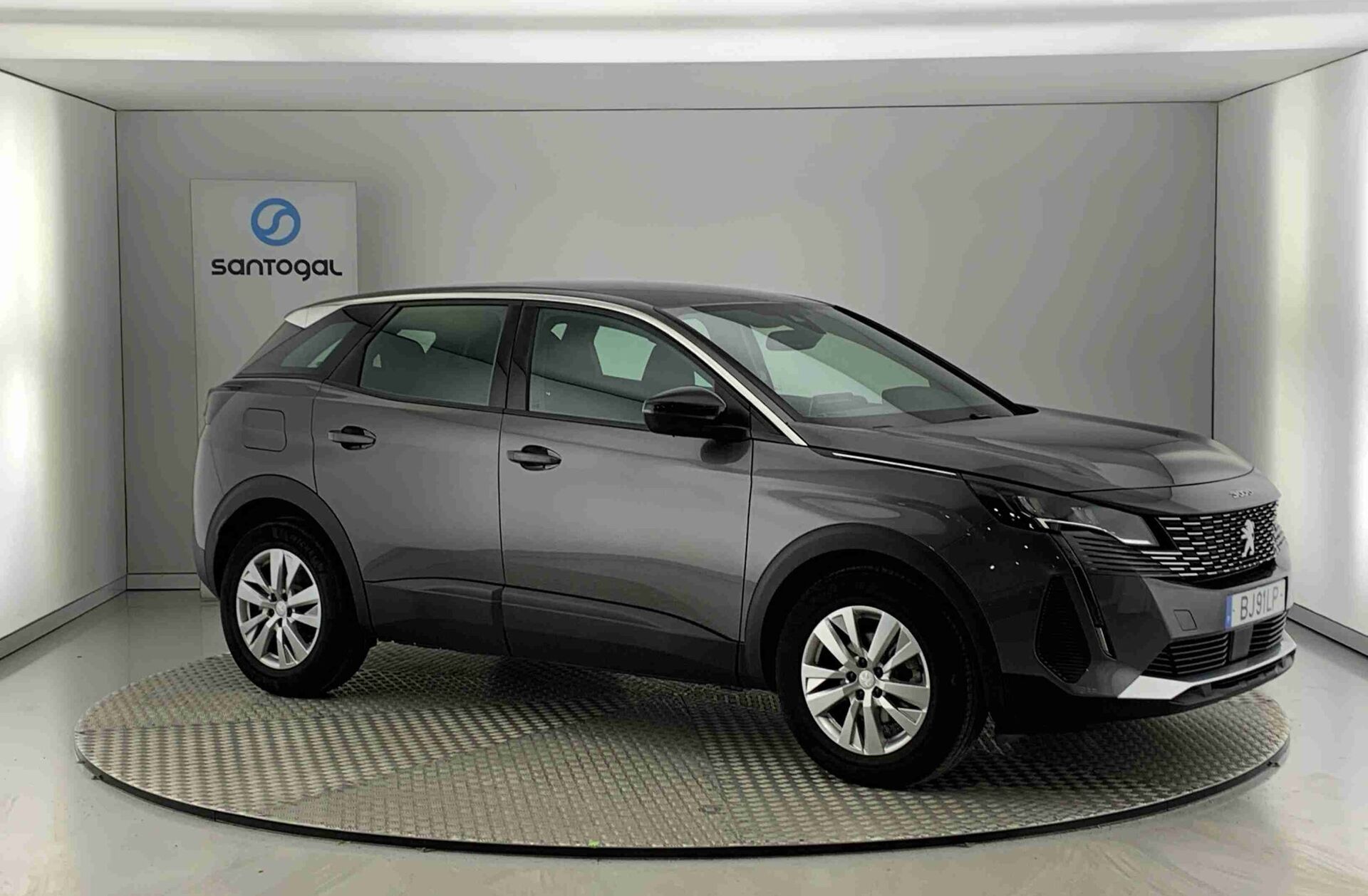 PEUGEOT 3008 1.2 PureTech Active Pack