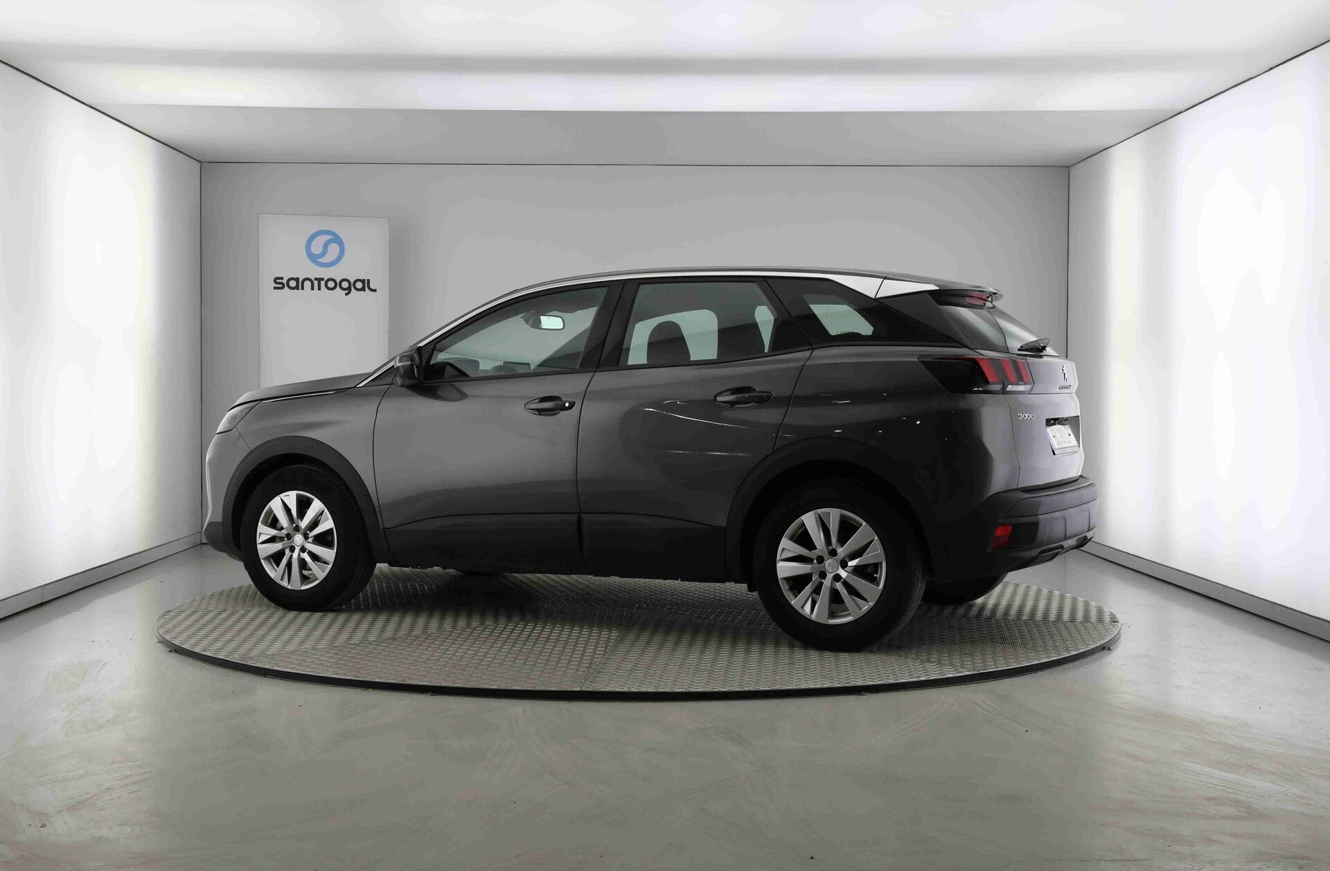 PEUGEOT 3008 1.2 PureTech Active Pack