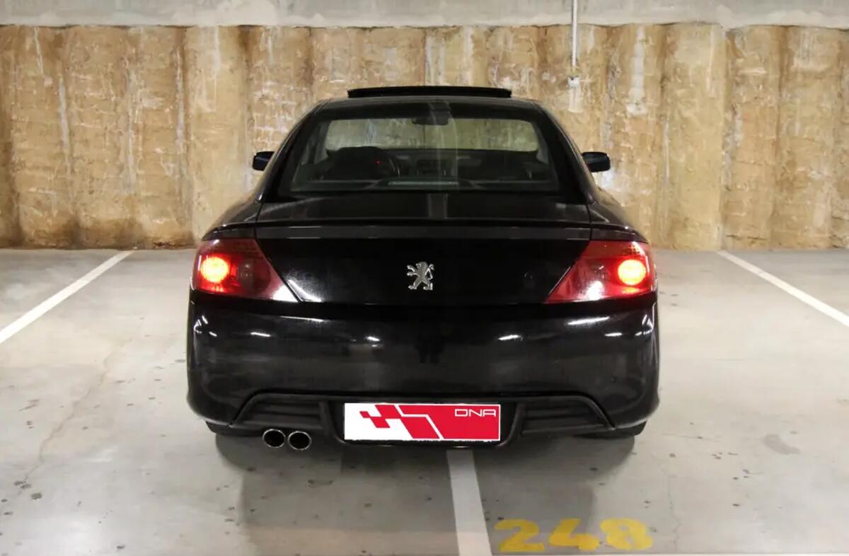 PEUGEOT 407 Coupé 2.0 HDi