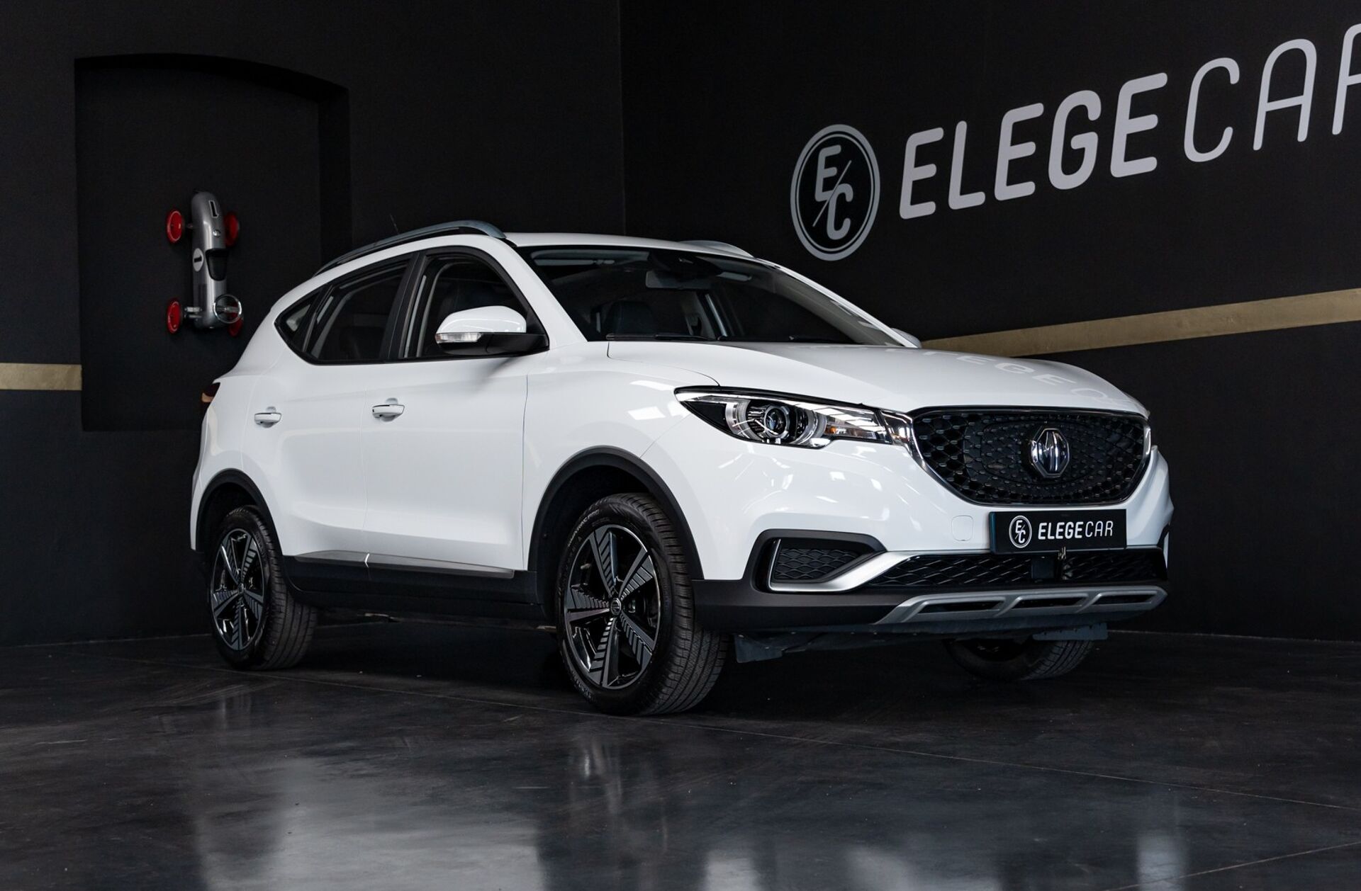 MG ZS 44.5 kWh Luxury