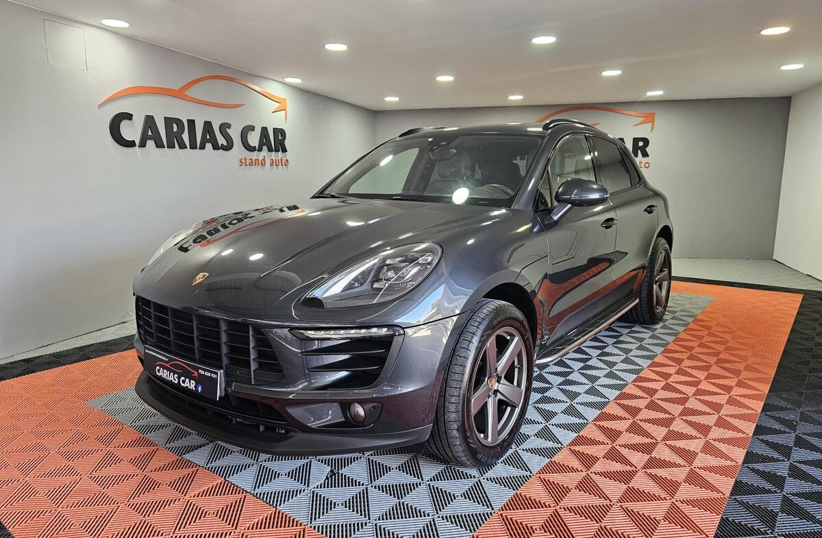 PORSCHE Macan S