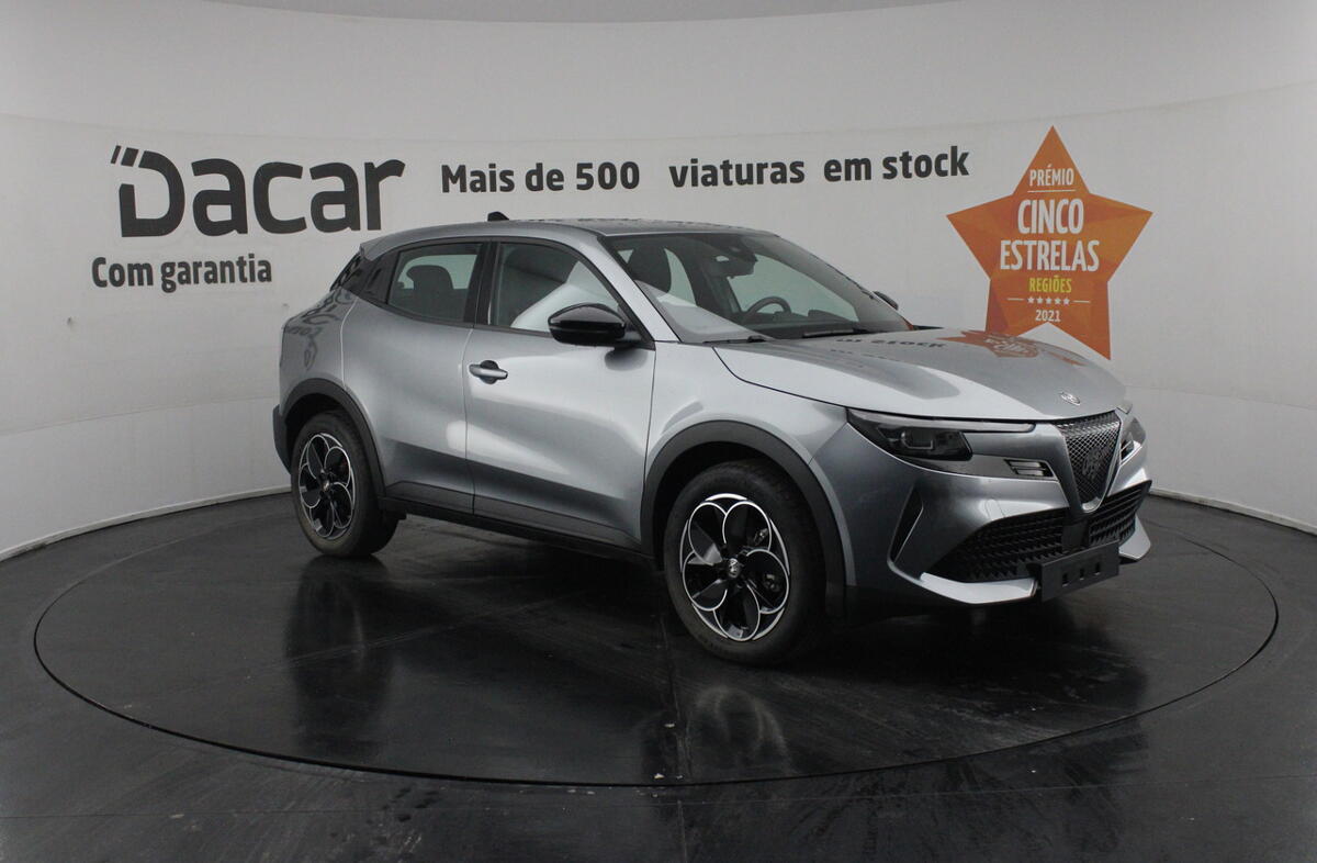 ALFA ROMEO Junior 54 kWh