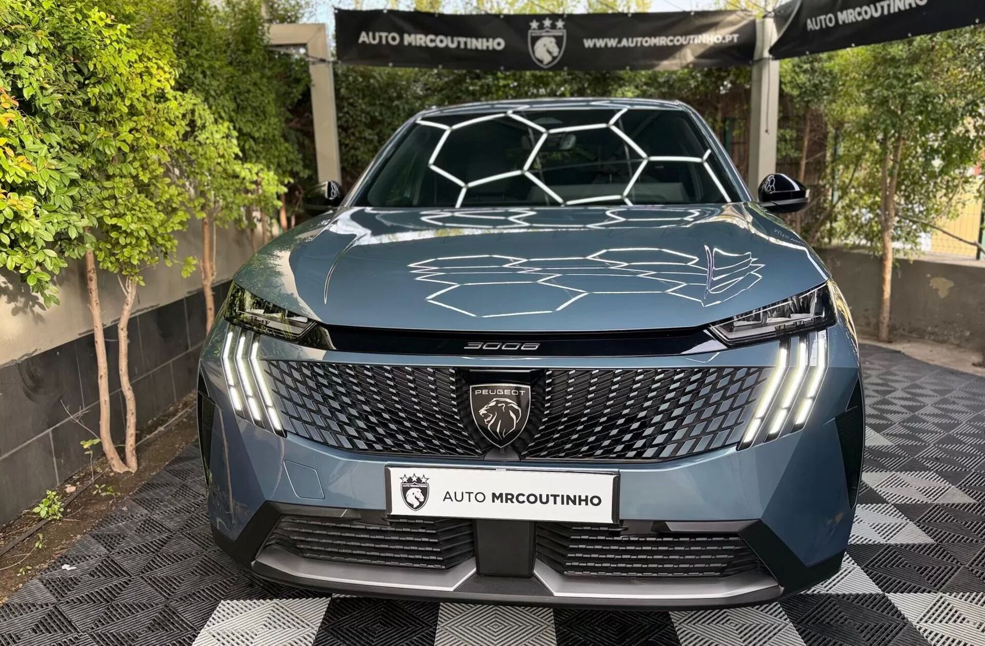 PEUGEOT 3008 1.6 Hybrid Allure Pack e-EAT8