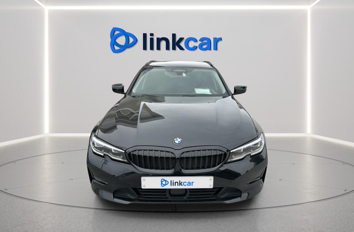 BMW Serie-3 330 e Touring Line Sport Auto