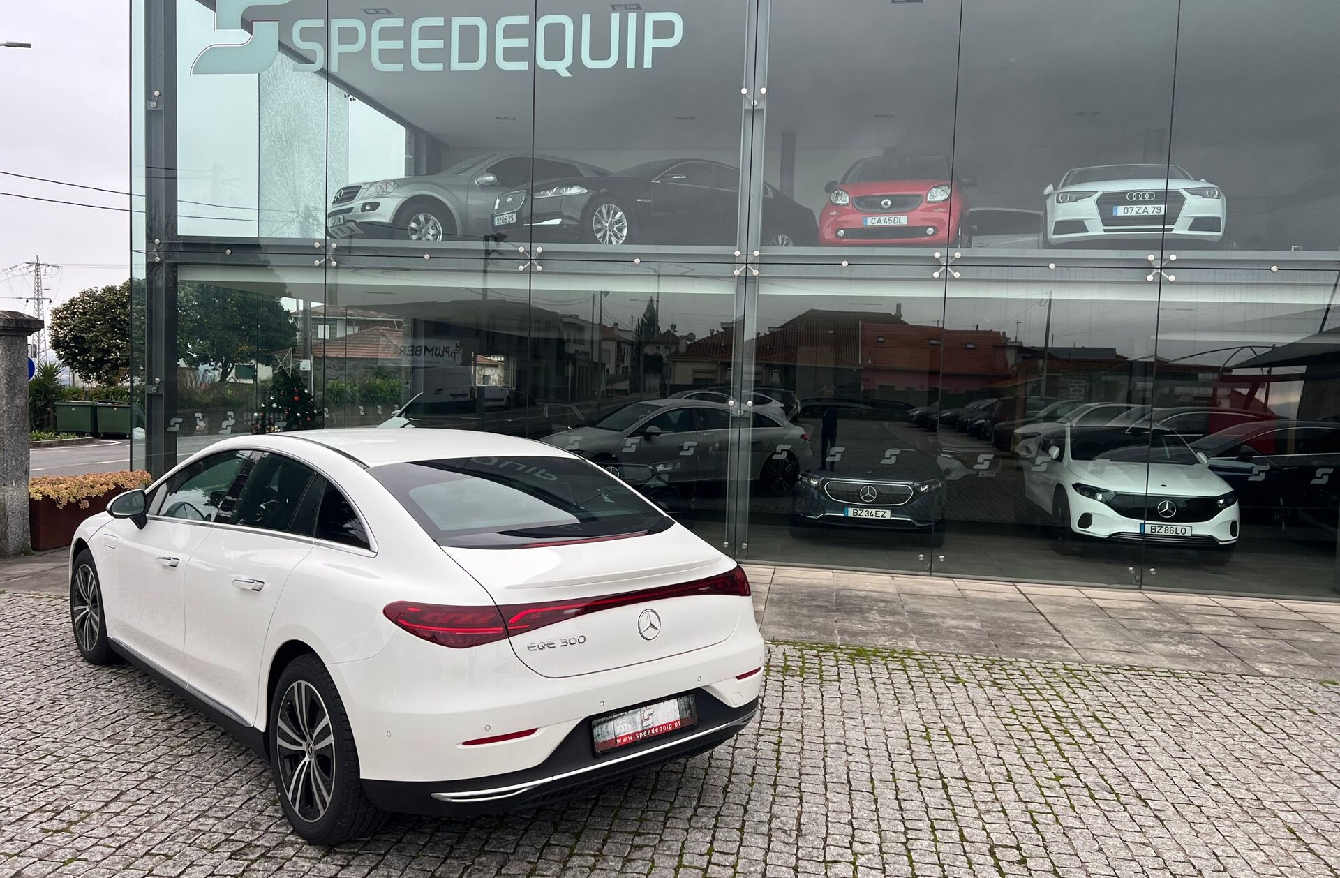 MERCEDES EQE 300 Edition