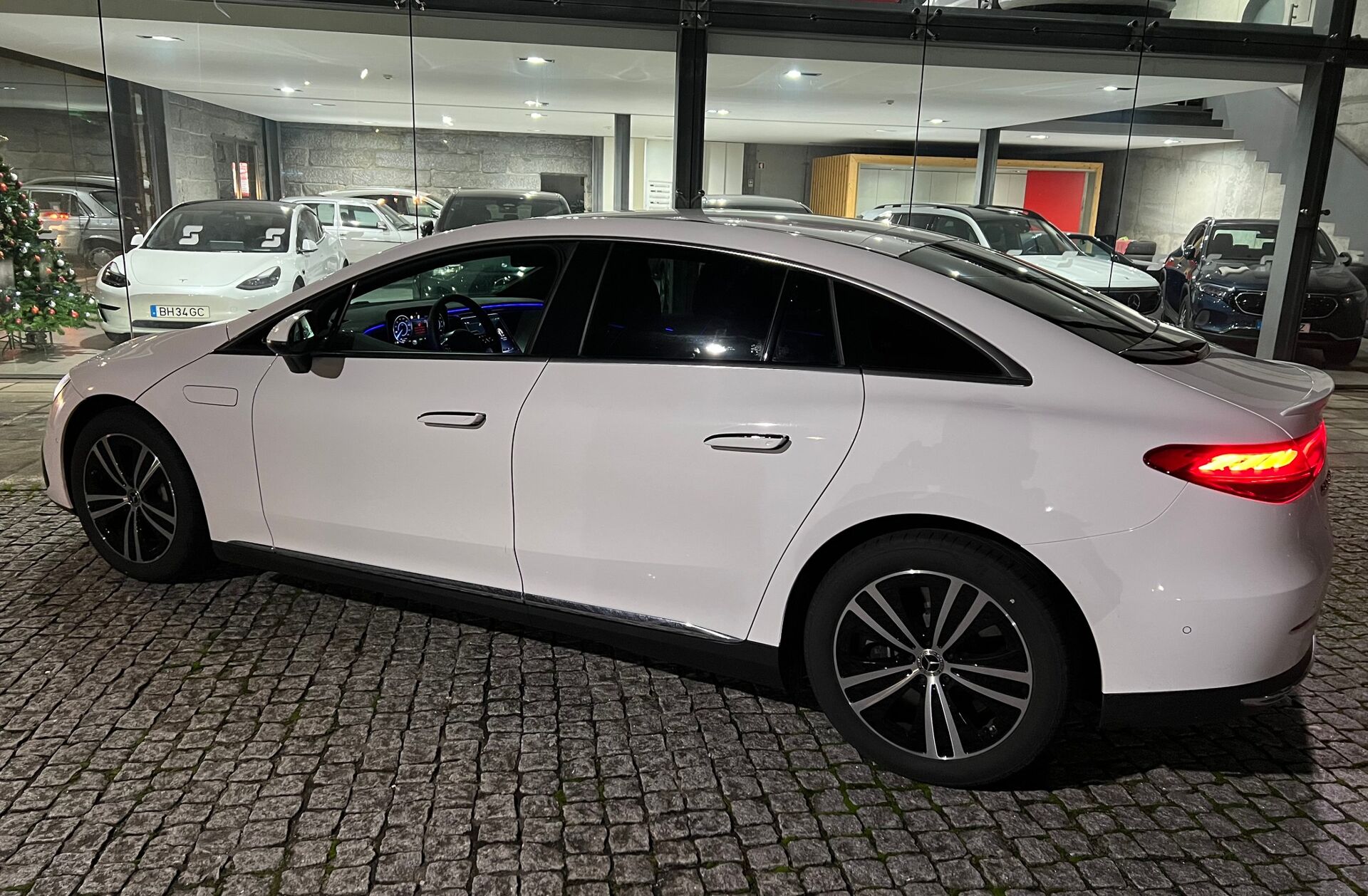 MERCEDES EQE 300 Edition