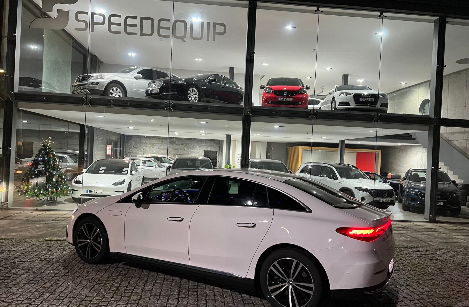 MERCEDES EQE 300 Edition