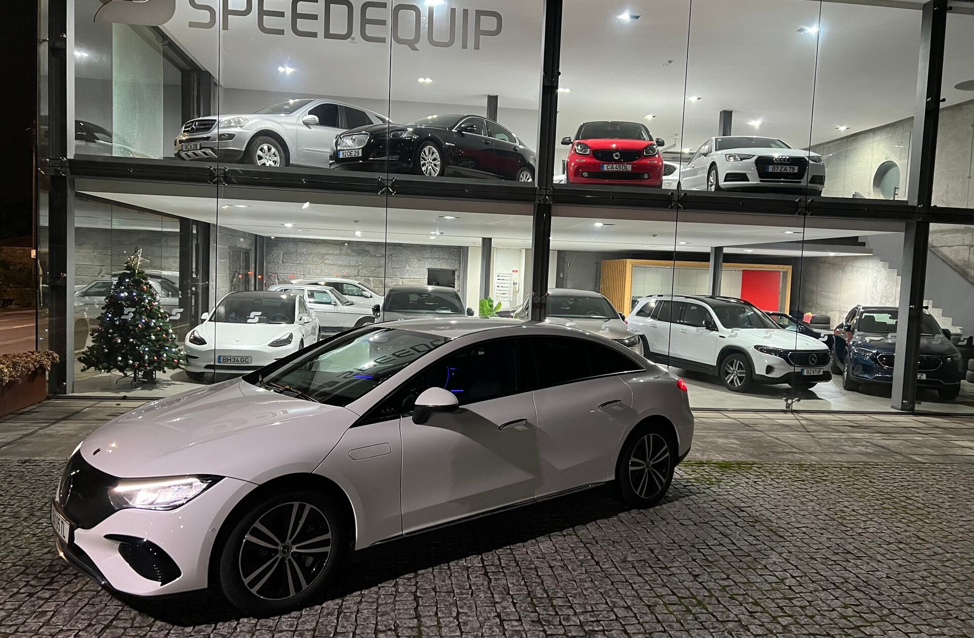 MERCEDES EQE 300 Edition