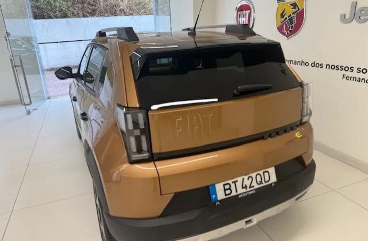 FIAT 600 e 54 kWh La Prima