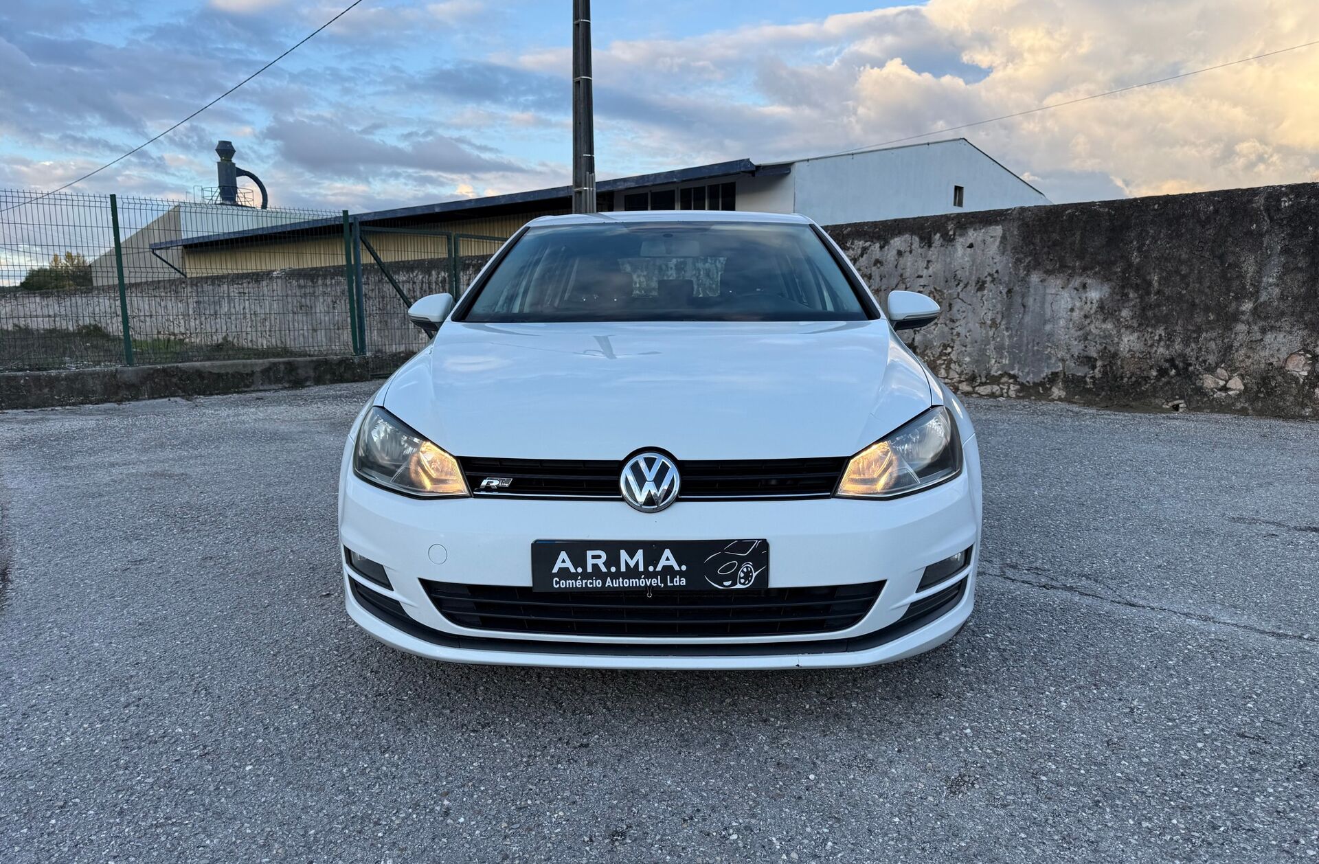 VOLKSWAGEN Golf 1.6 TDi Confortline