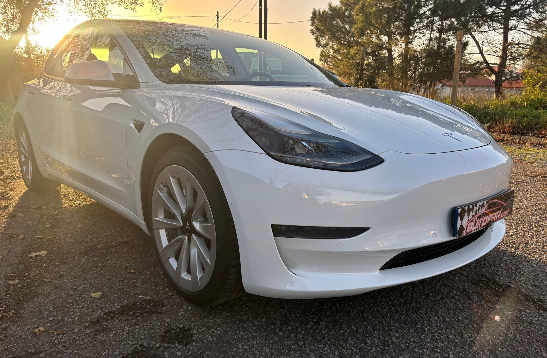 TESLA Model 3 Long Range Tração Integral