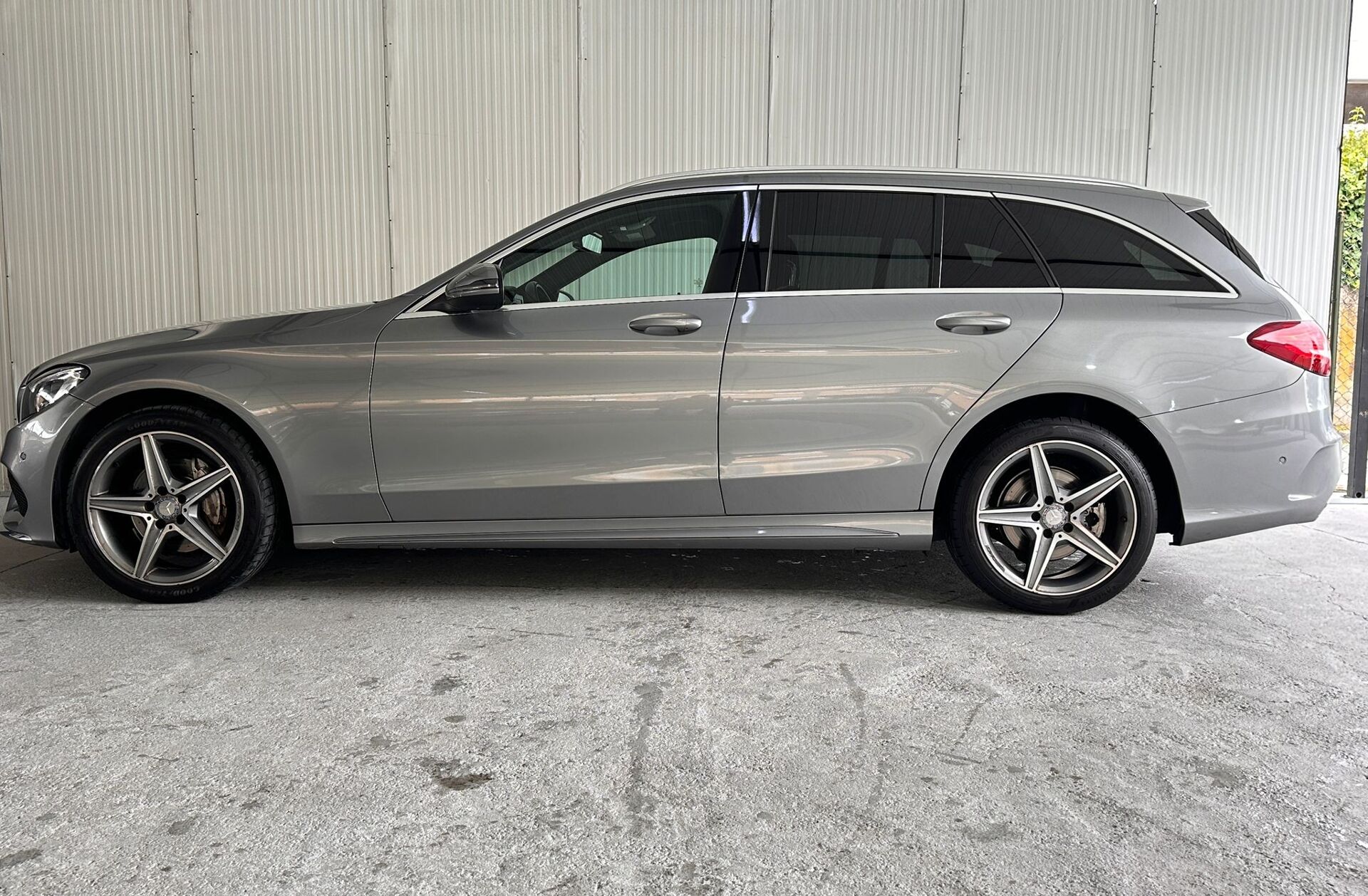 MERCEDES Classe C C 220 d AMG Line Aut.