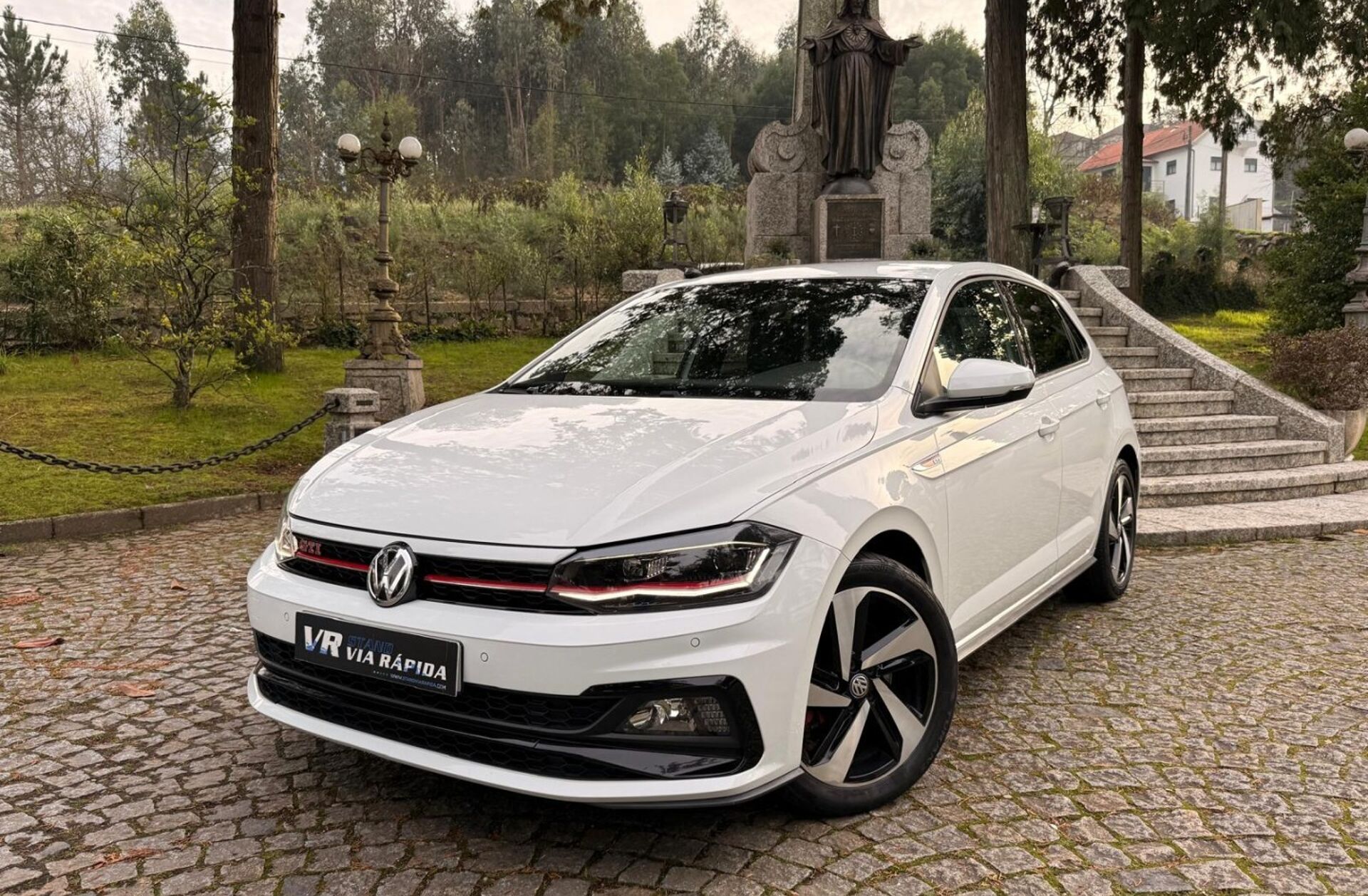 VOLKSWAGEN Polo 2.0 TSI GTI DSG
