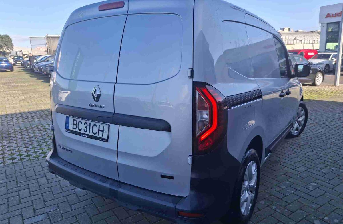 RENAULT Kangoo E-Tech EV45 22kW L1 Advance