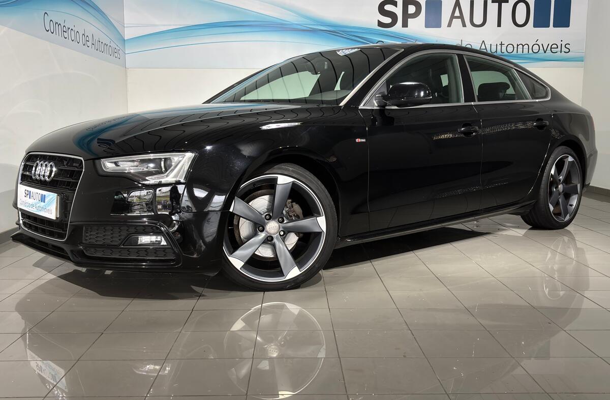 AUDI A5 2.0 TDi S-line