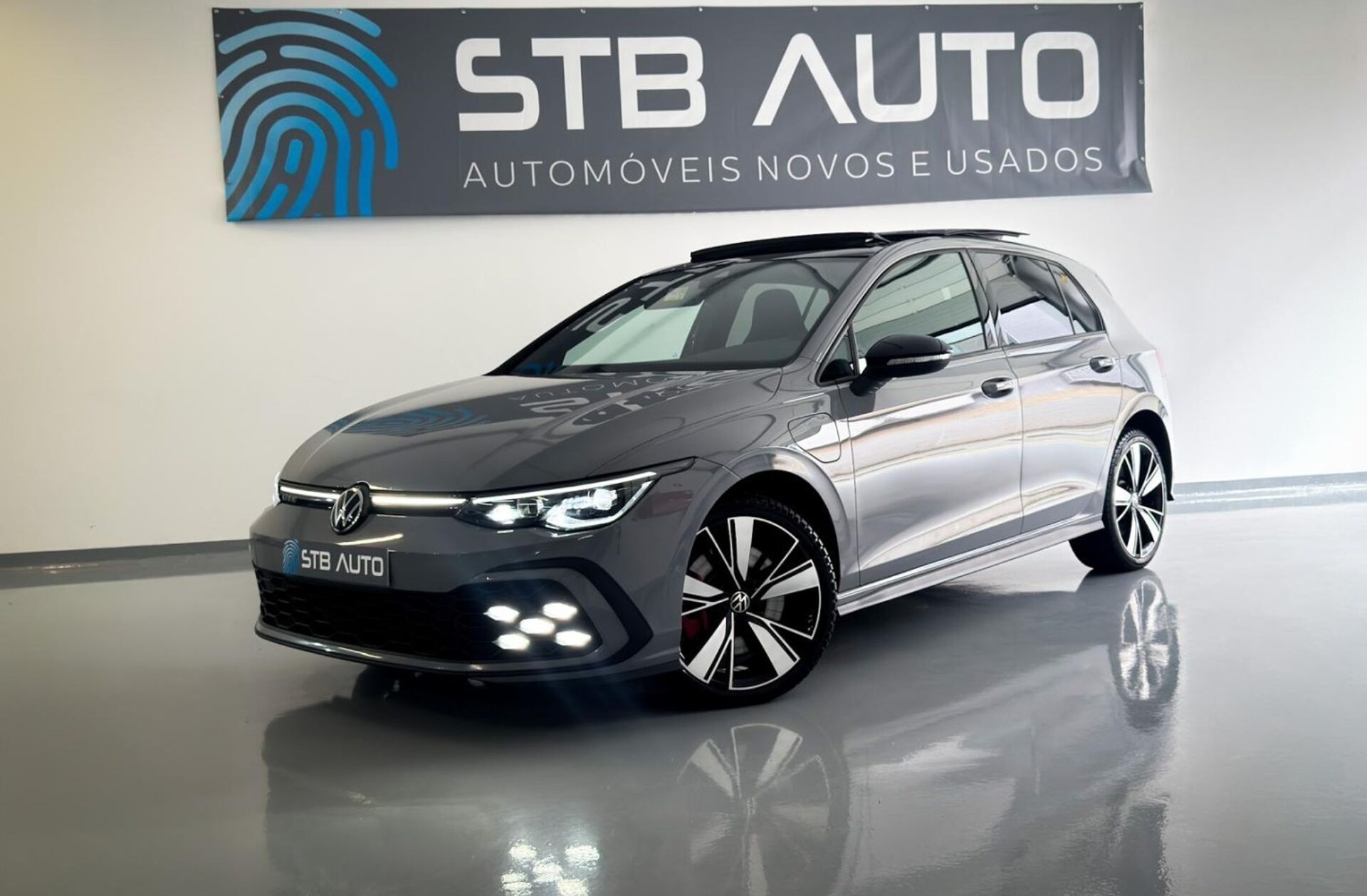 VOLKSWAGEN Golf 1.4 TSI GTE+ DSG