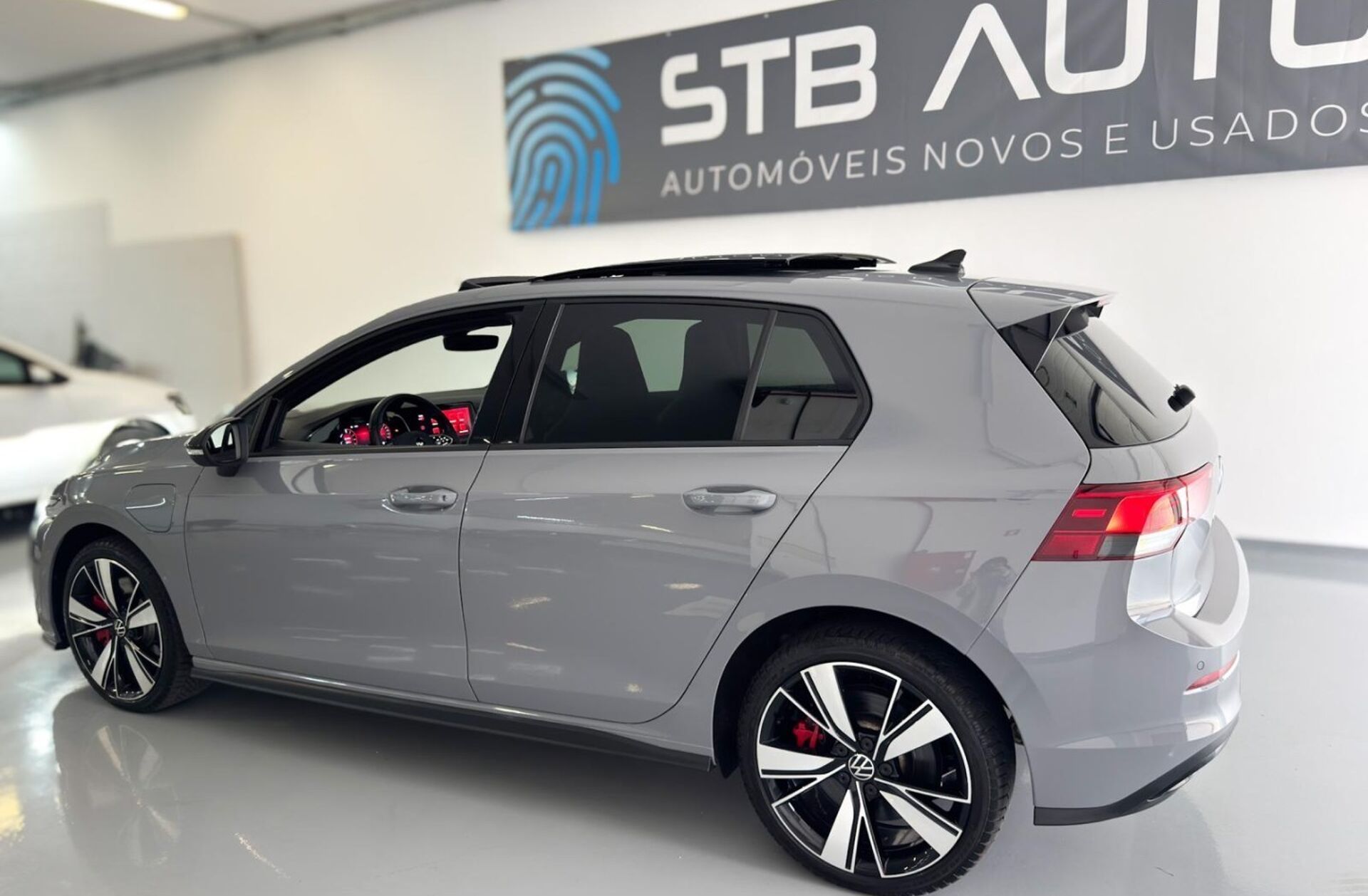 VOLKSWAGEN Golf 1.4 TSI GTE+ DSG