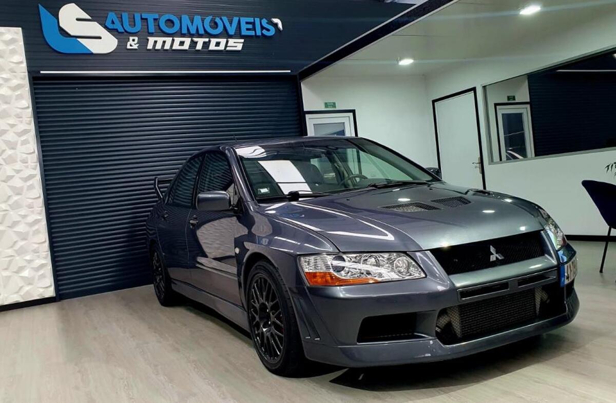 MITSUBISHI Lancer Evolution VII RS-II