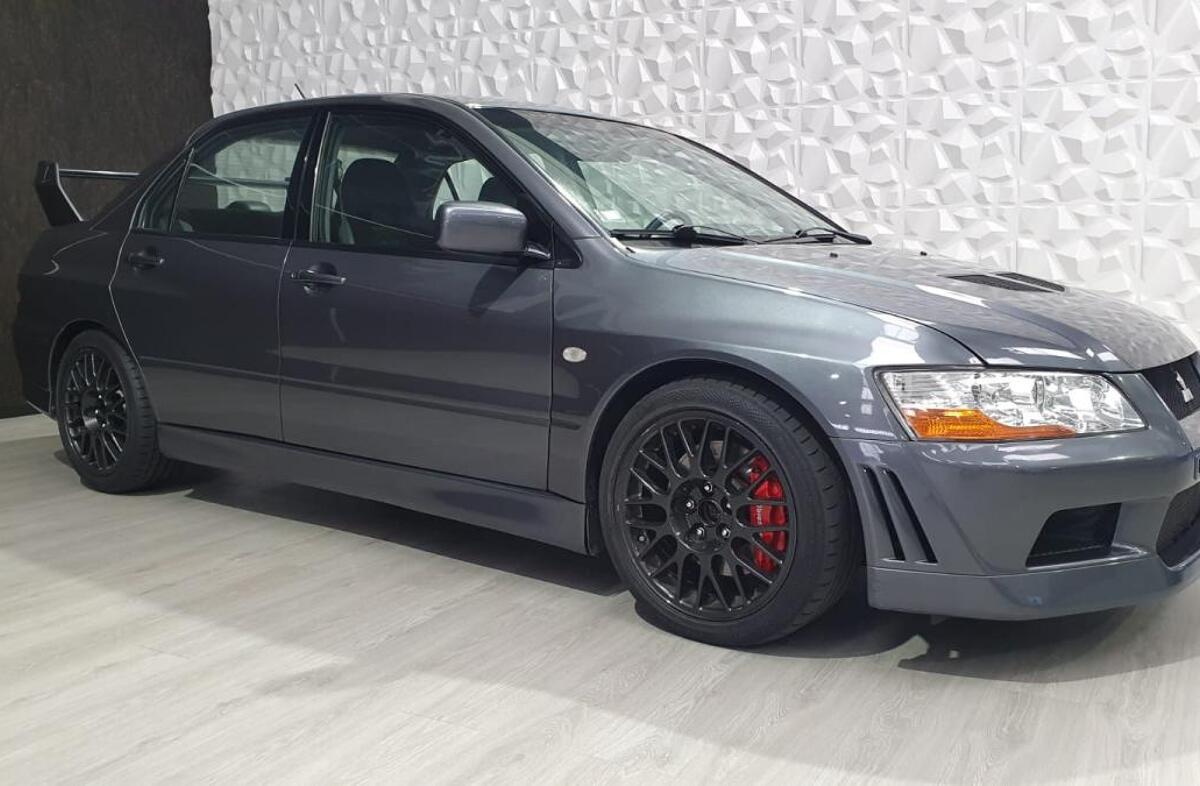 MITSUBISHI Lancer Evolution VII RS-II