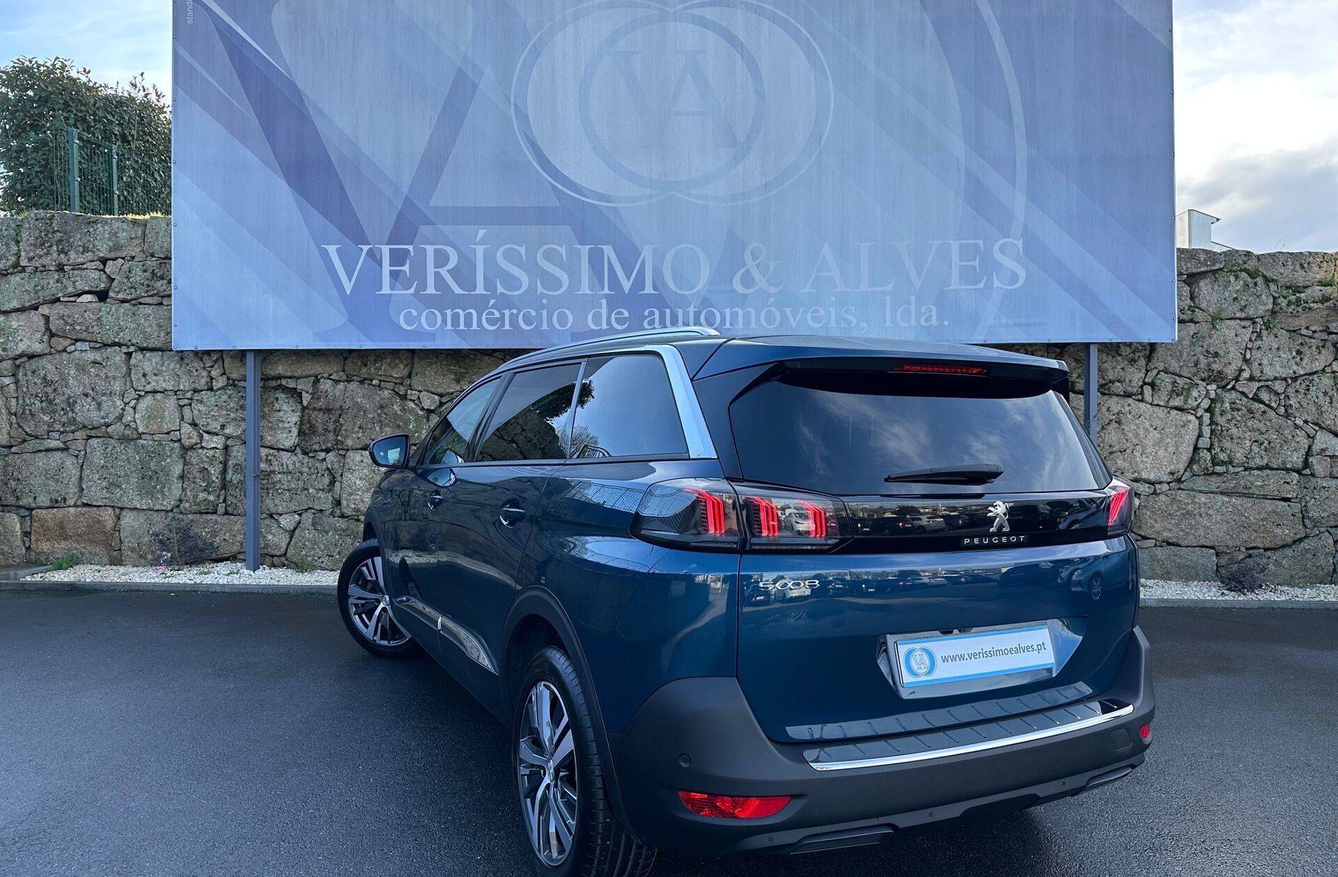 PEUGEOT 5008 1.5 BlueHDi Allure EAT8