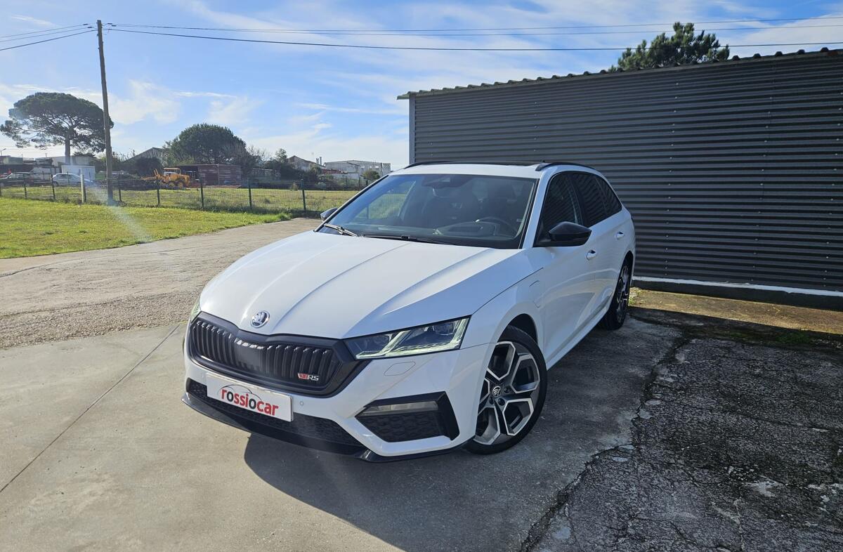 SKODA Octavia 1.4 TSI iV RS DSG