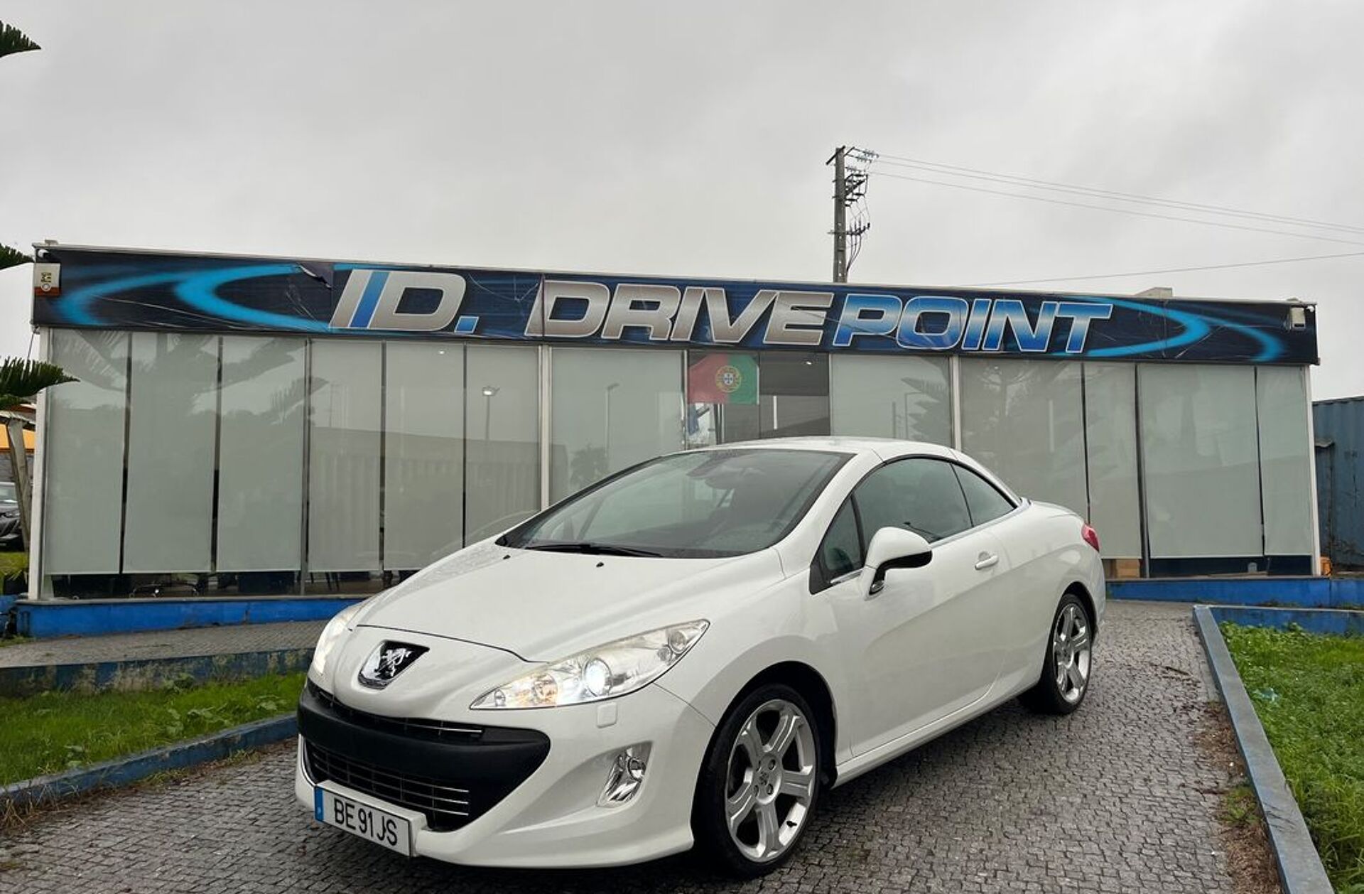 PEUGEOT 308 CC 1.6 THP 16V Féline