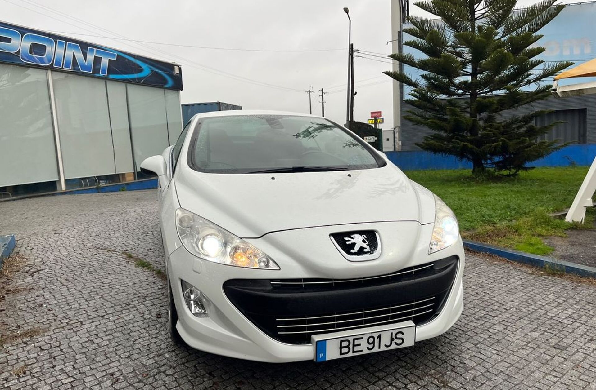 PEUGEOT 308 CC 1.6 THP 16V Féline