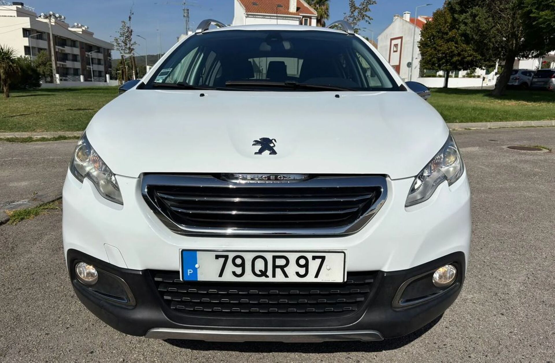 PEUGEOT 2008 1.2 PureTech Allure
