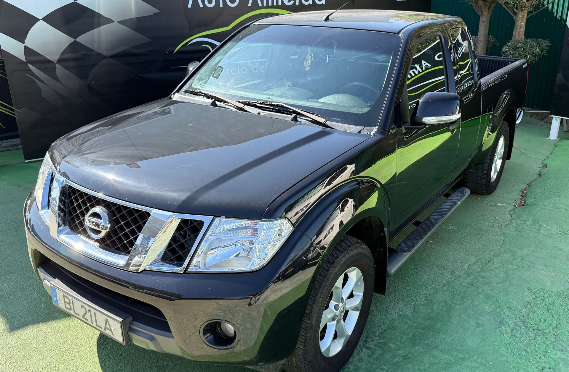 NISSAN Navara 2.5 dCi KC SE 4WD