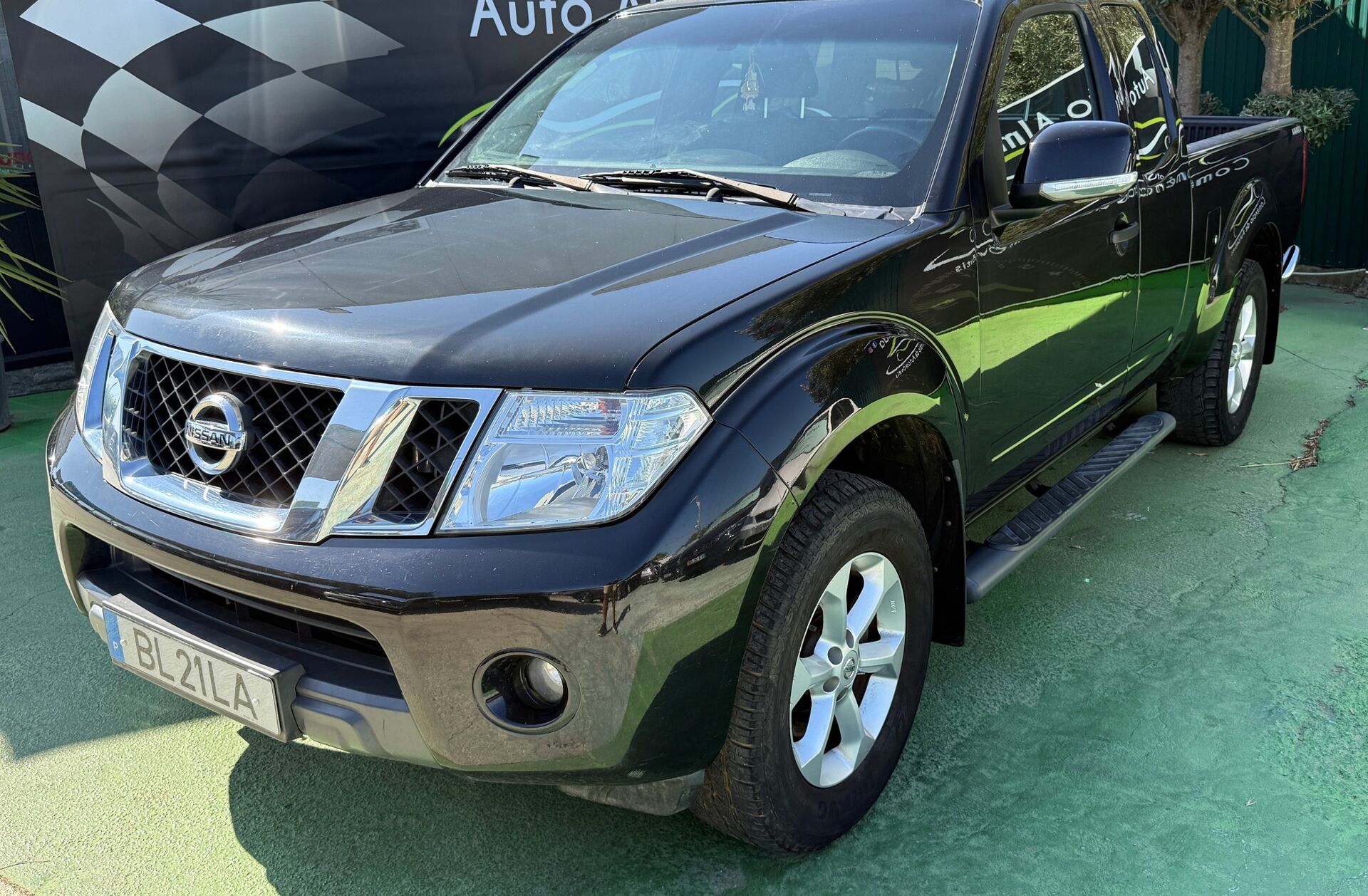 NISSAN Navara 2.5 dCi KC SE 4WD