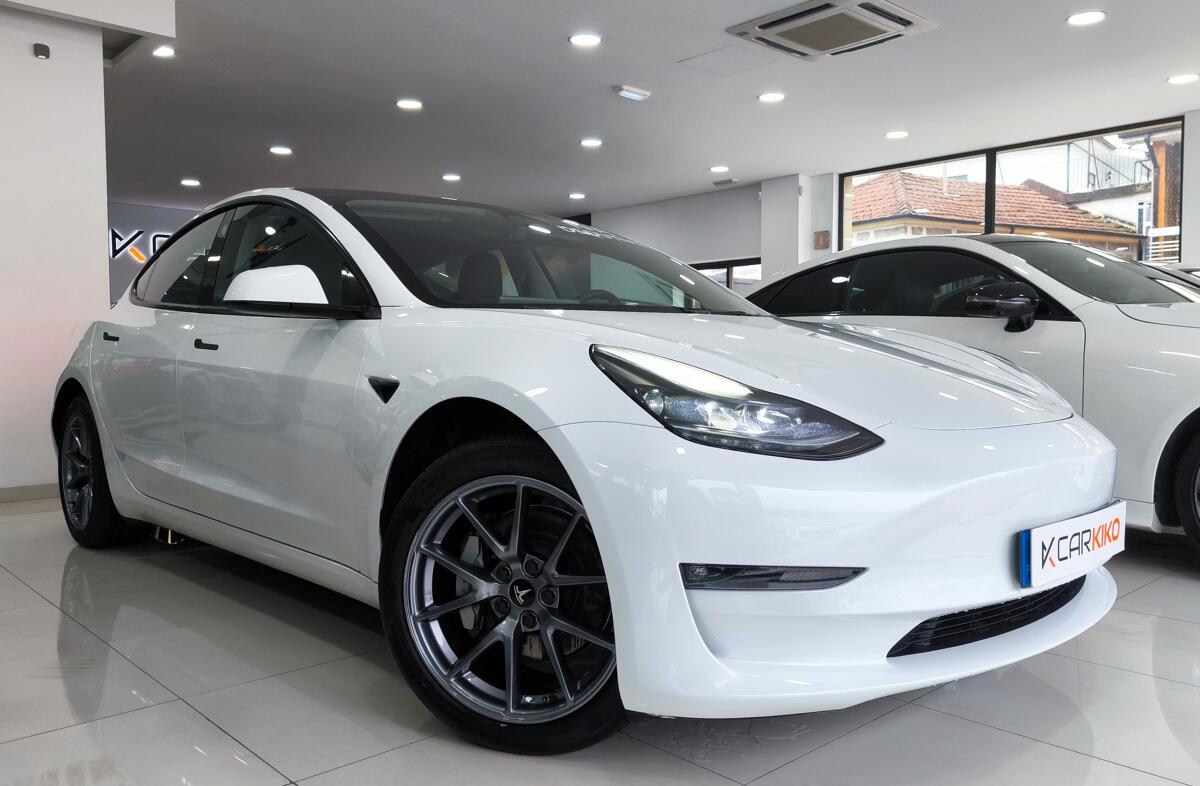 TESLA Model 3 Long Range Tração Traseira
