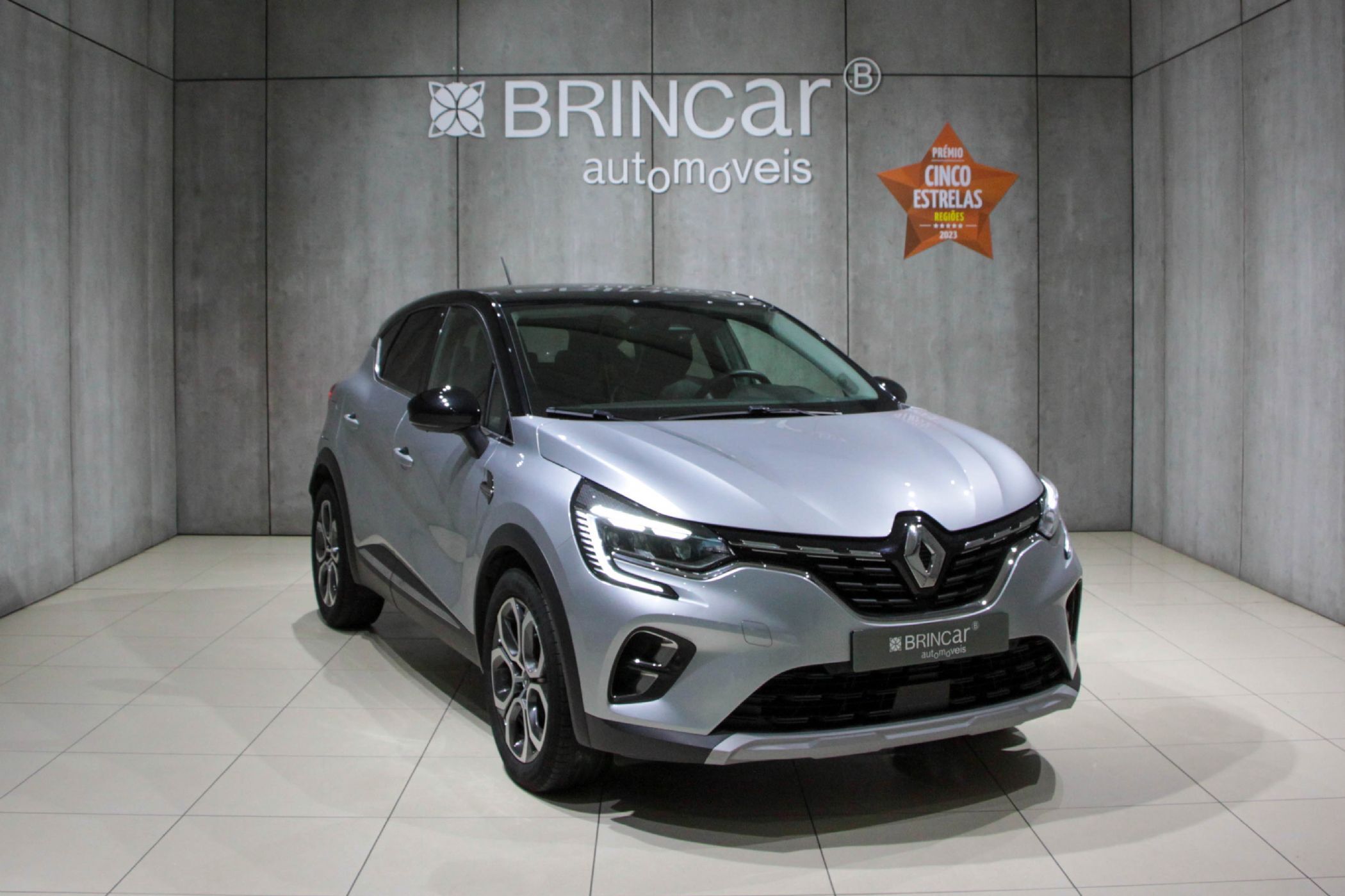 Renault Captur 1.0 TCe Exclusive com 43 187 km por 18 890 € Brincar Automóveis | Vila Real