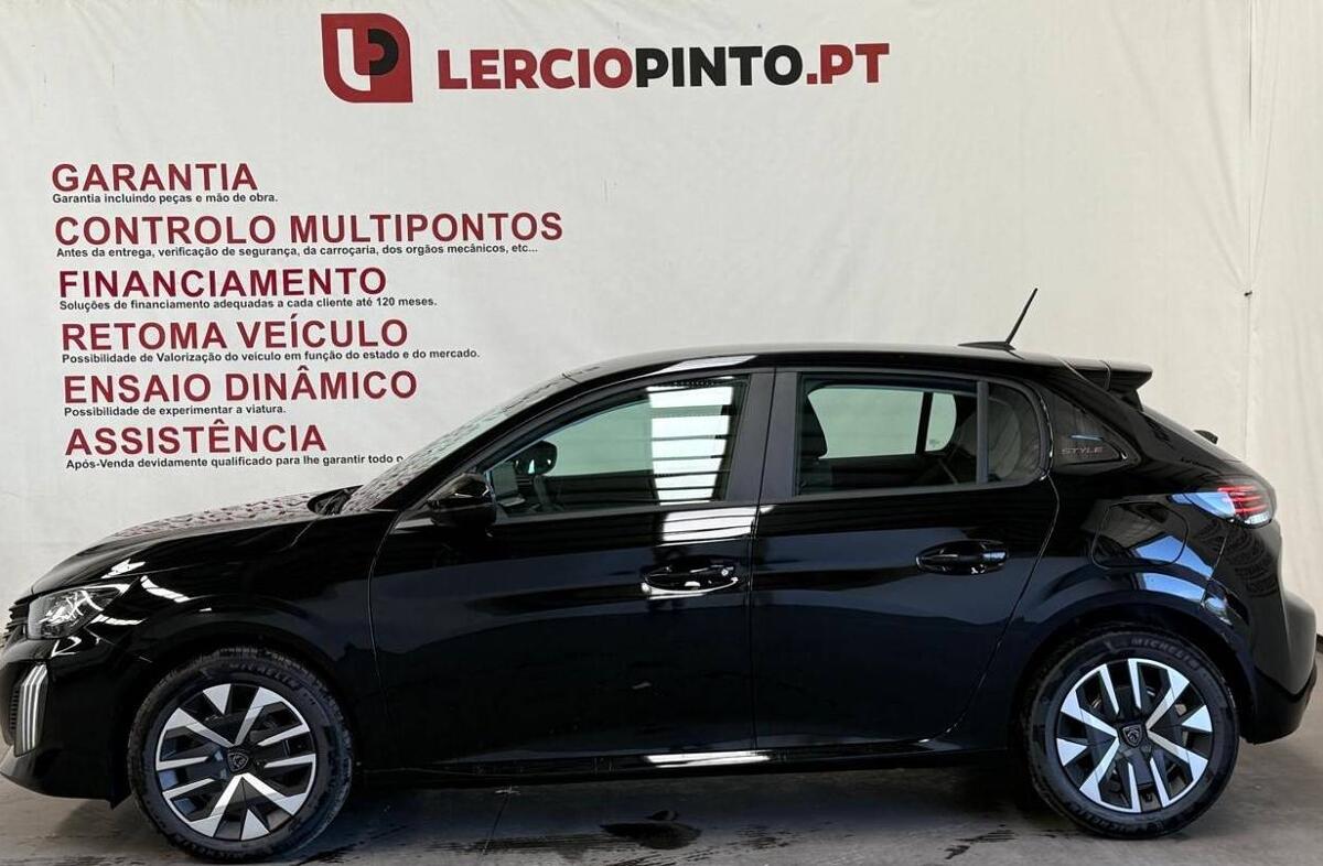 PEUGEOT 208 1.2 Hybrid Style e-DCS6