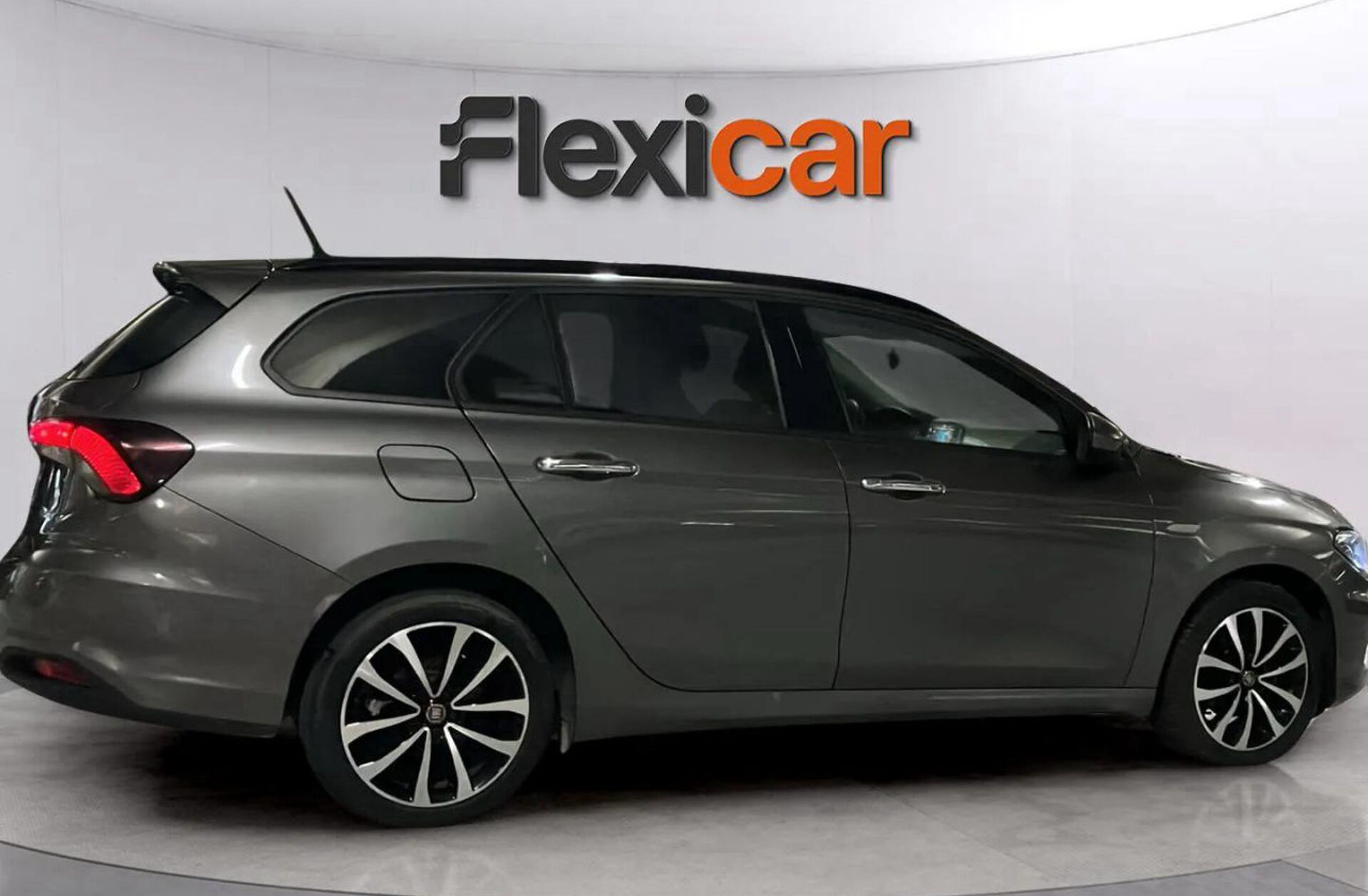 FIAT Tipo 1.6 M-Jet Lounge