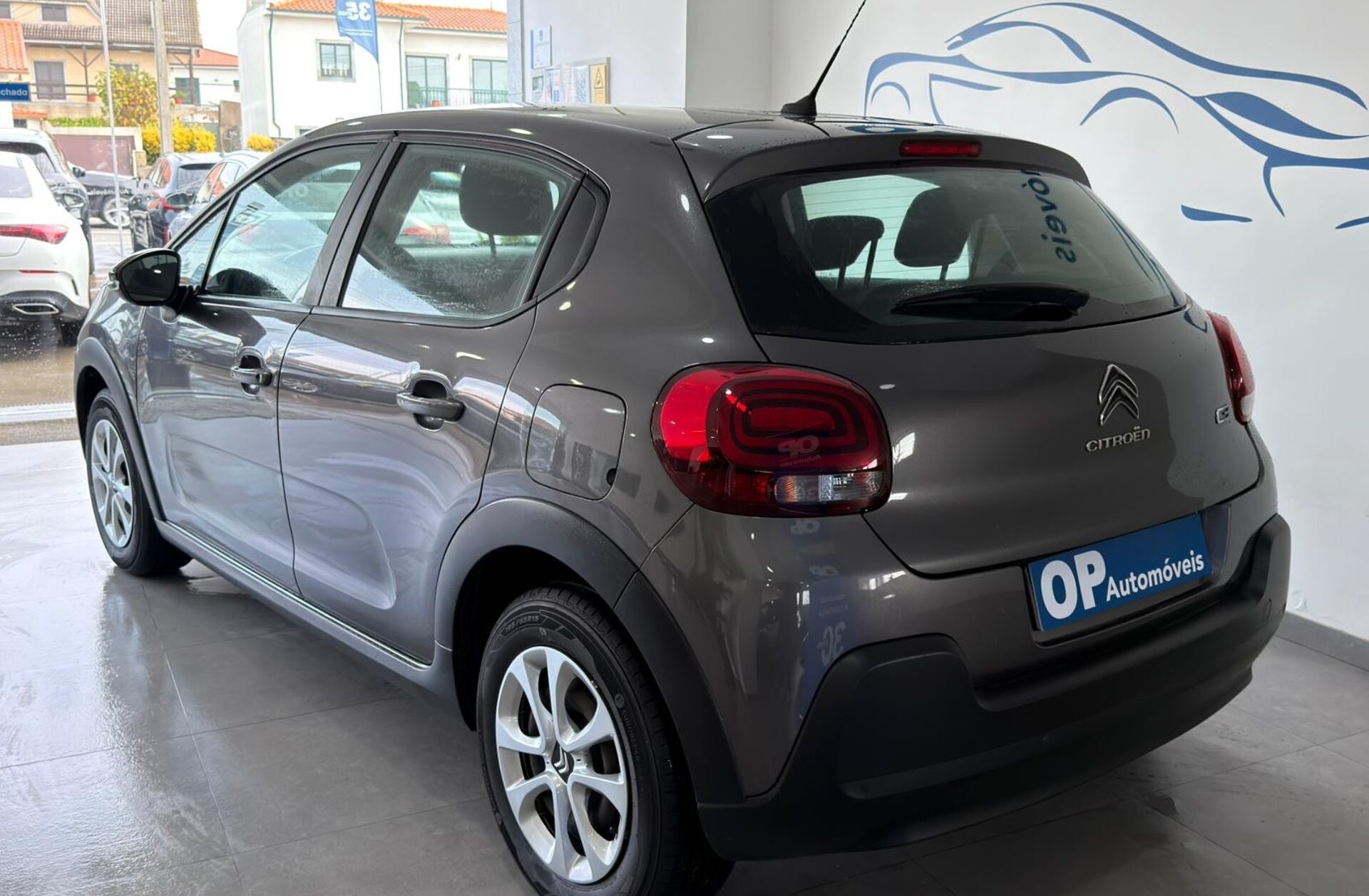 CITROEN C3 1.2 PureTech Shine